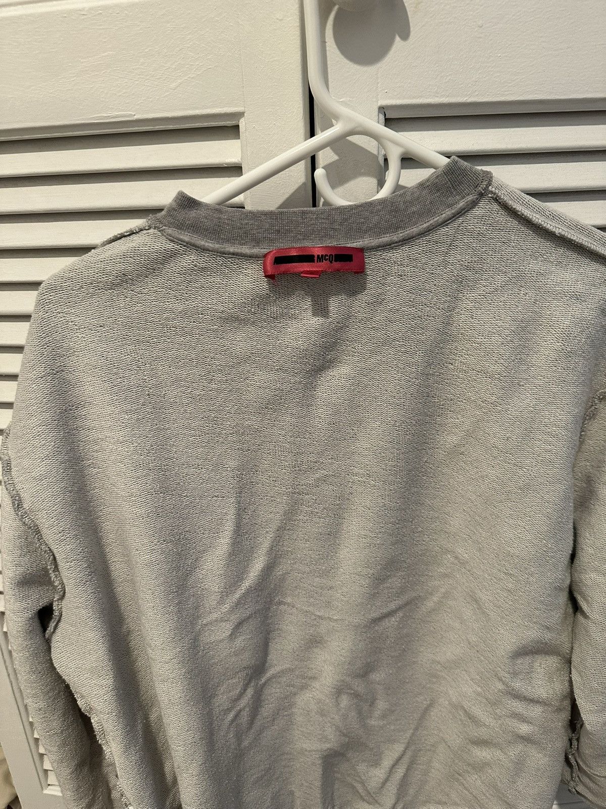 Alexander McQueen McQ by Alexander McQueen Swallow Print Sweatshirt – Size L Size US L / EU 52-54 / 3 - 10 Thumbnail