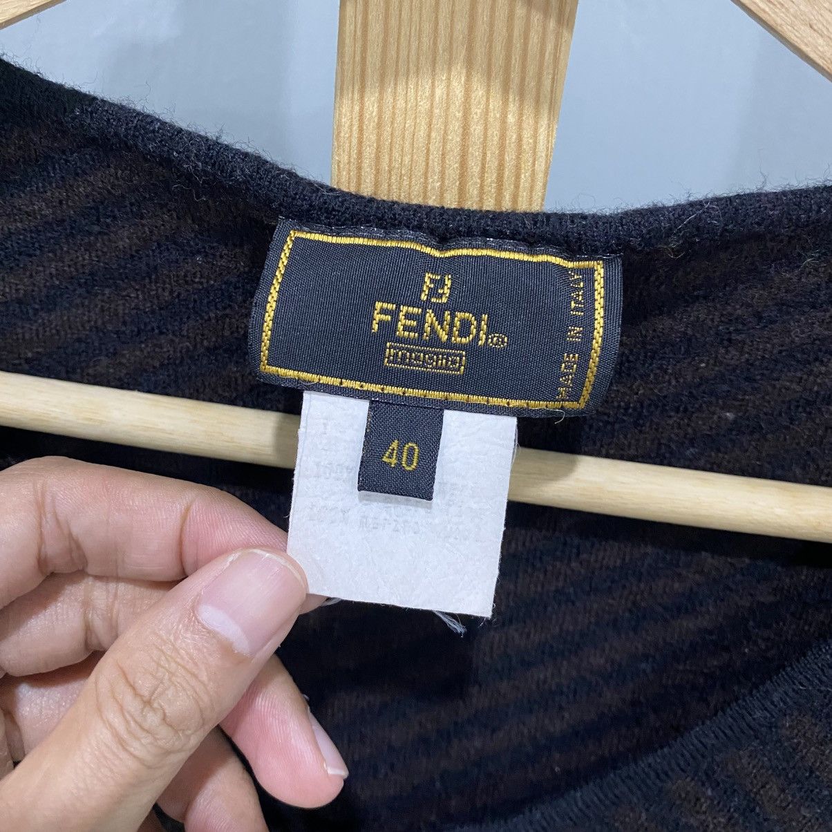 Fendi FENDI Vintage Ribbed Knit V-Neck Bodycon Mini Dress Size S / US 4 / IT 40 - 7 Thumbnail