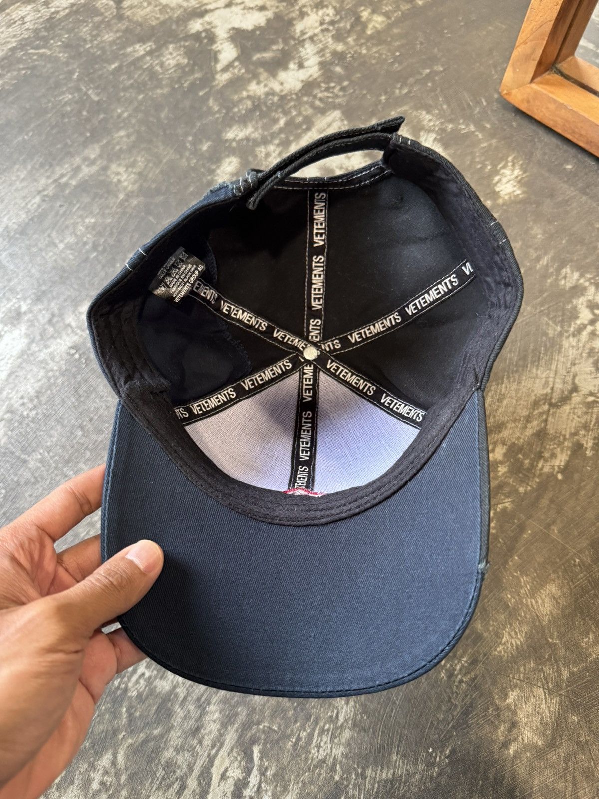 Umbro × Vetements VETEMENTS X UMBRO RECONSTRUCTED HAT Size ONE SIZE - 3 Thumbnail