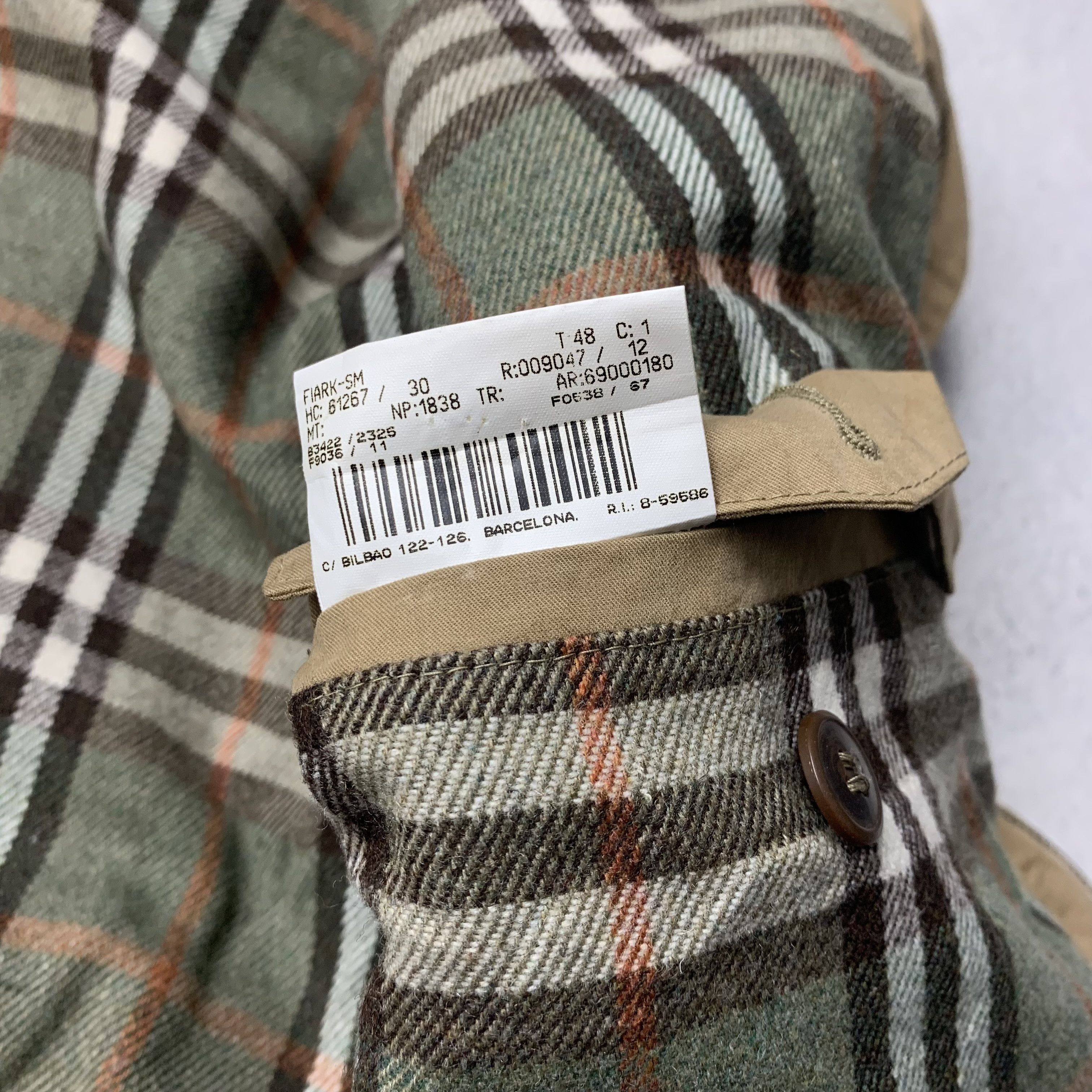 Burberry Vintage Burberry Coat Jacket Size US M / EU 48-50 / 2 - 10 Thumbnail