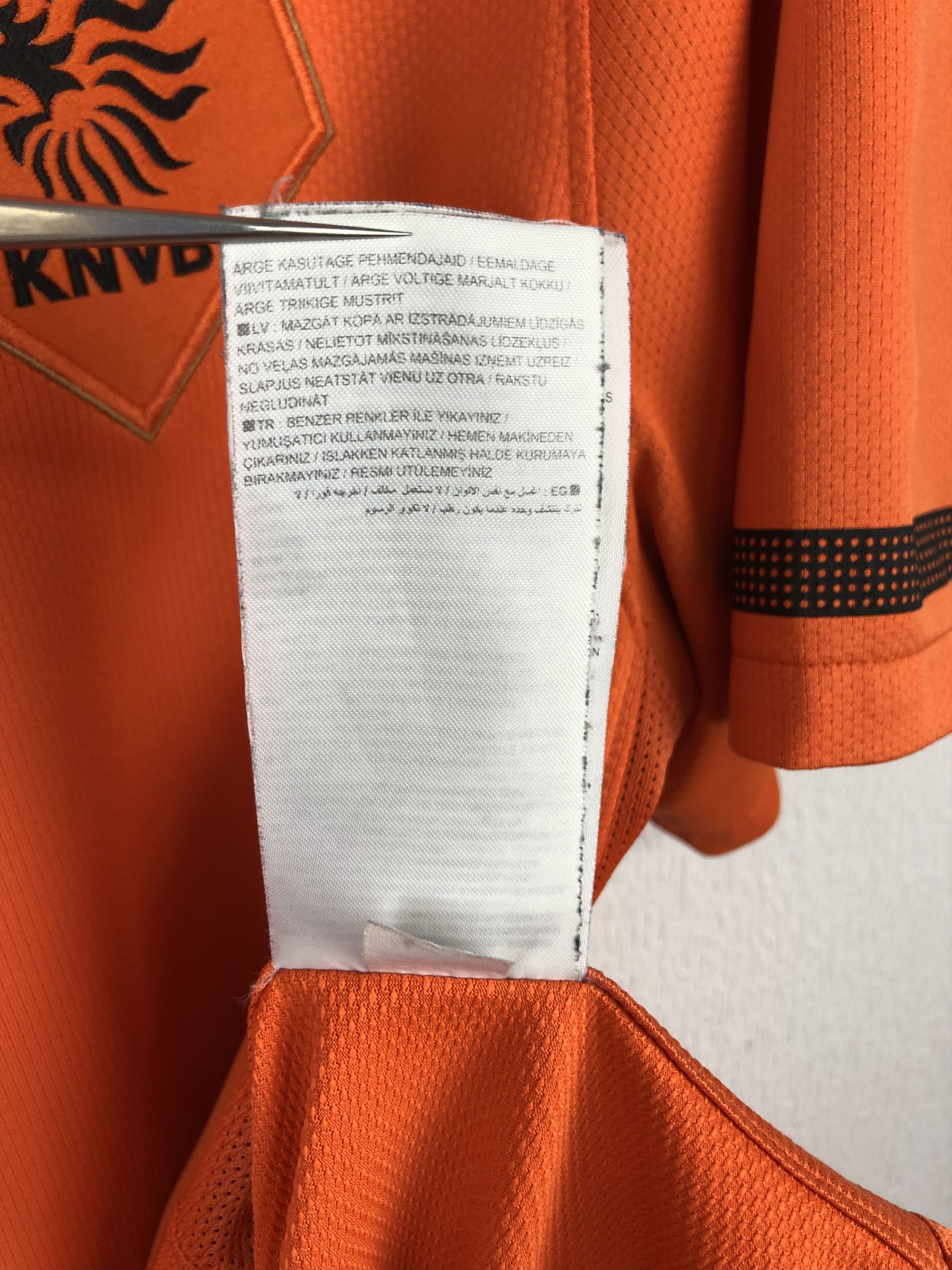 Nike Netherlands Holland shirt 2010 Soccer Nike Mens Jersey Size US M / EU 48-50 / 2 - 13 Thumbnail