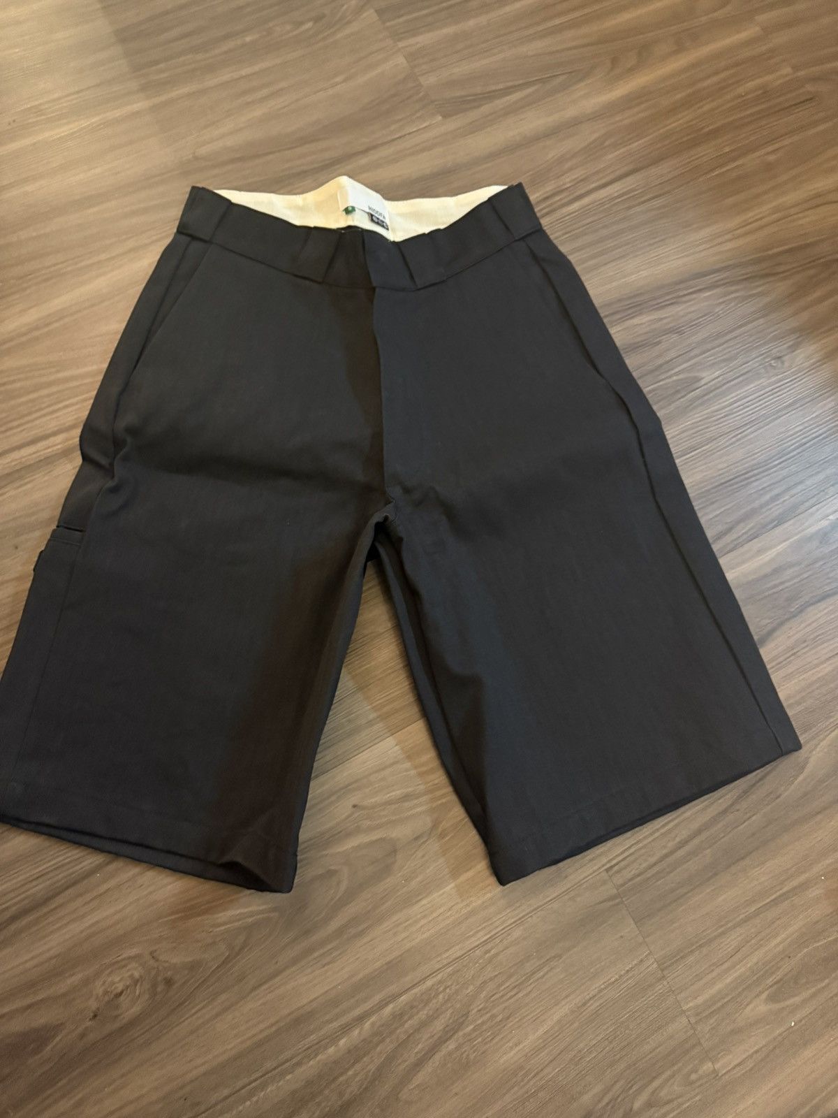 HIDDEN Hidden NY Tailored Shorts Black Herringbone – Size S Size US 30 / EU 46 - 1 Thumbnail