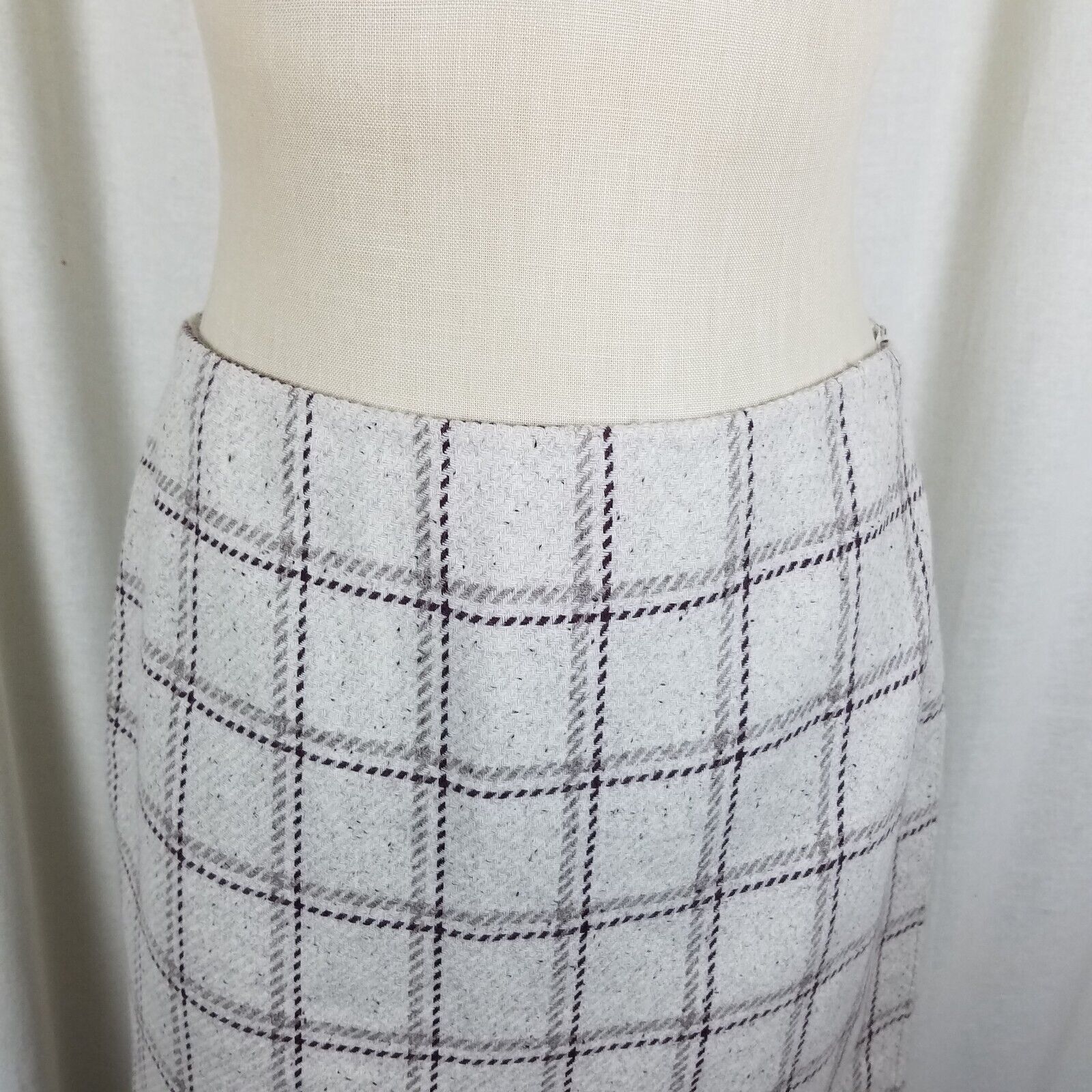 Ellen Tracy Linda Allard Ellen Tracy Plaid Tweed Angora Wool Skirt 10 Size 32" / US 10 / IT 46 - 2 Thumbnail