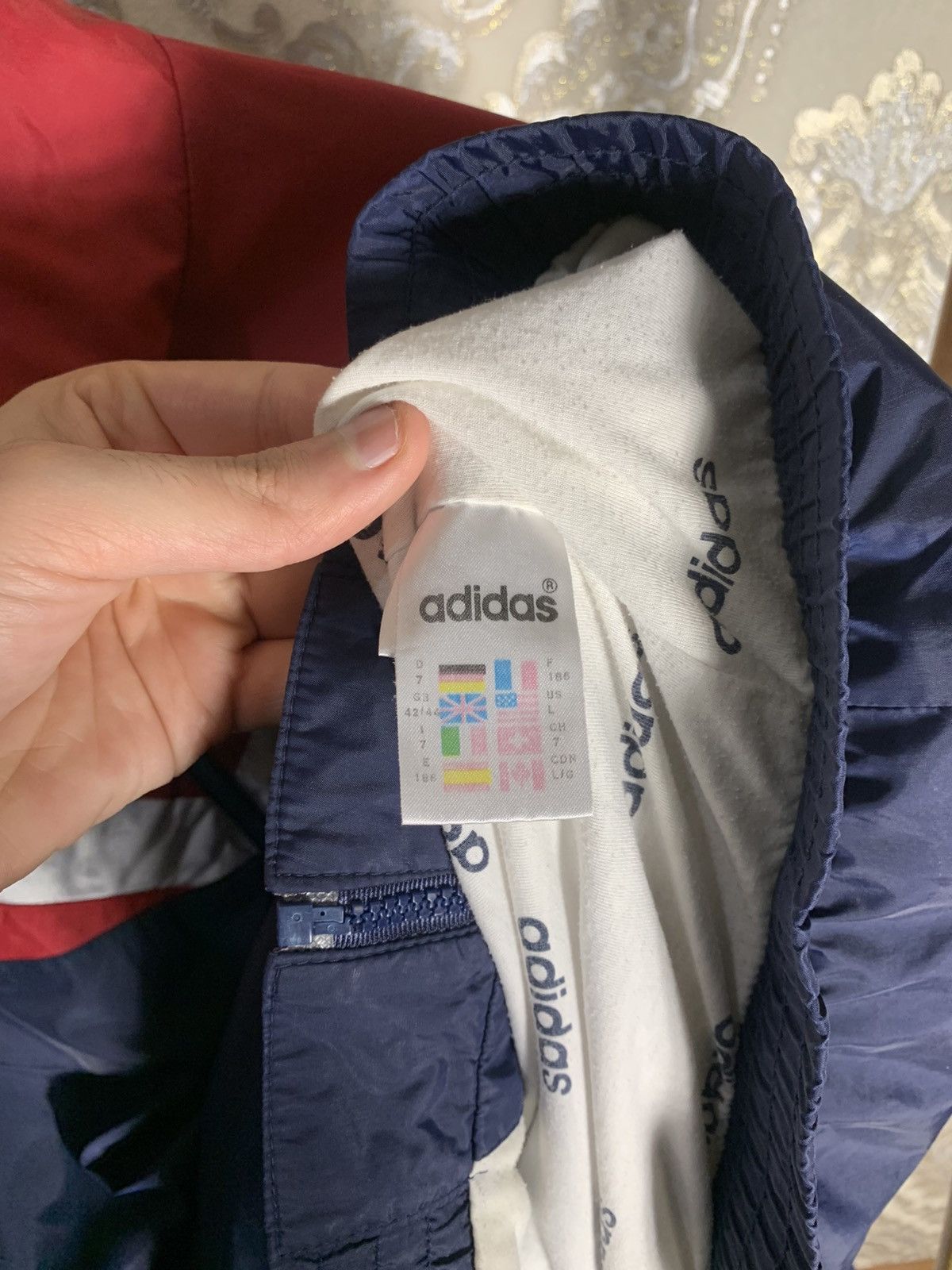 Adidas VINTAGE ADIDAS ORIGINAL EQUIPMENT RETRO SUIT CASUAL Y2K 90s Size US L / EU 52-54 / 3 - 11 Thumbnail