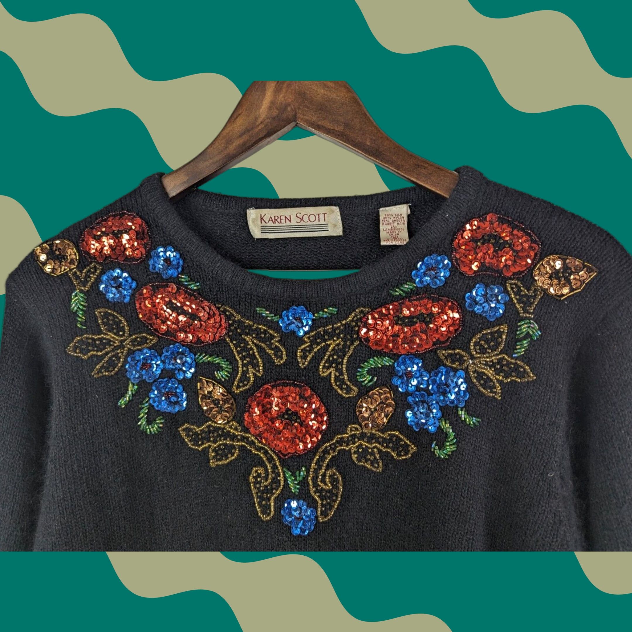 Vintage VINTAGE Karen Scott II Beaded Sequin Floral Sweater Silk Angora Blend Sz Medium Size M / US 6-8 / IT 42-44 - 1 Thumbnail