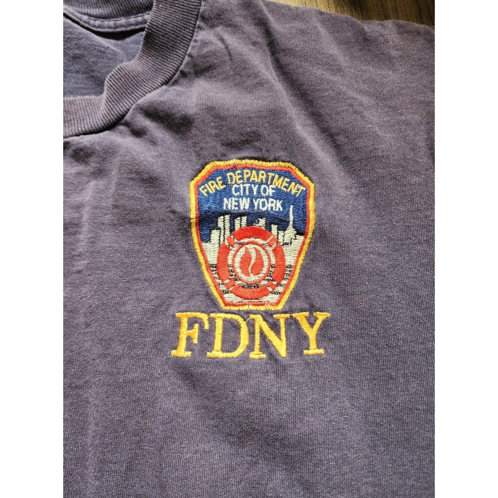 Delta VINTAGE FDNY Firefighter Embroidered Short Sleeve T Shirt Mens Blue Medium Size US M / EU 48-50 / 2 - 2 Thumbnail