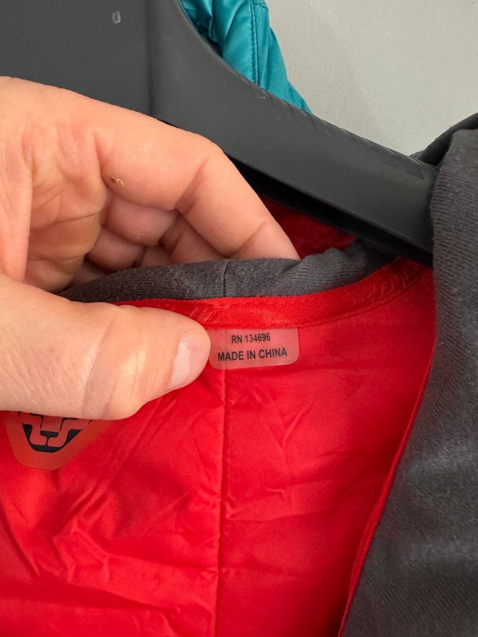 Other Dynafit Borax 2.0 Primaloft Outdoor Hiking Men Jacket, 52/XL Size US XL / EU 56 / 4 - 12 Thumbnail