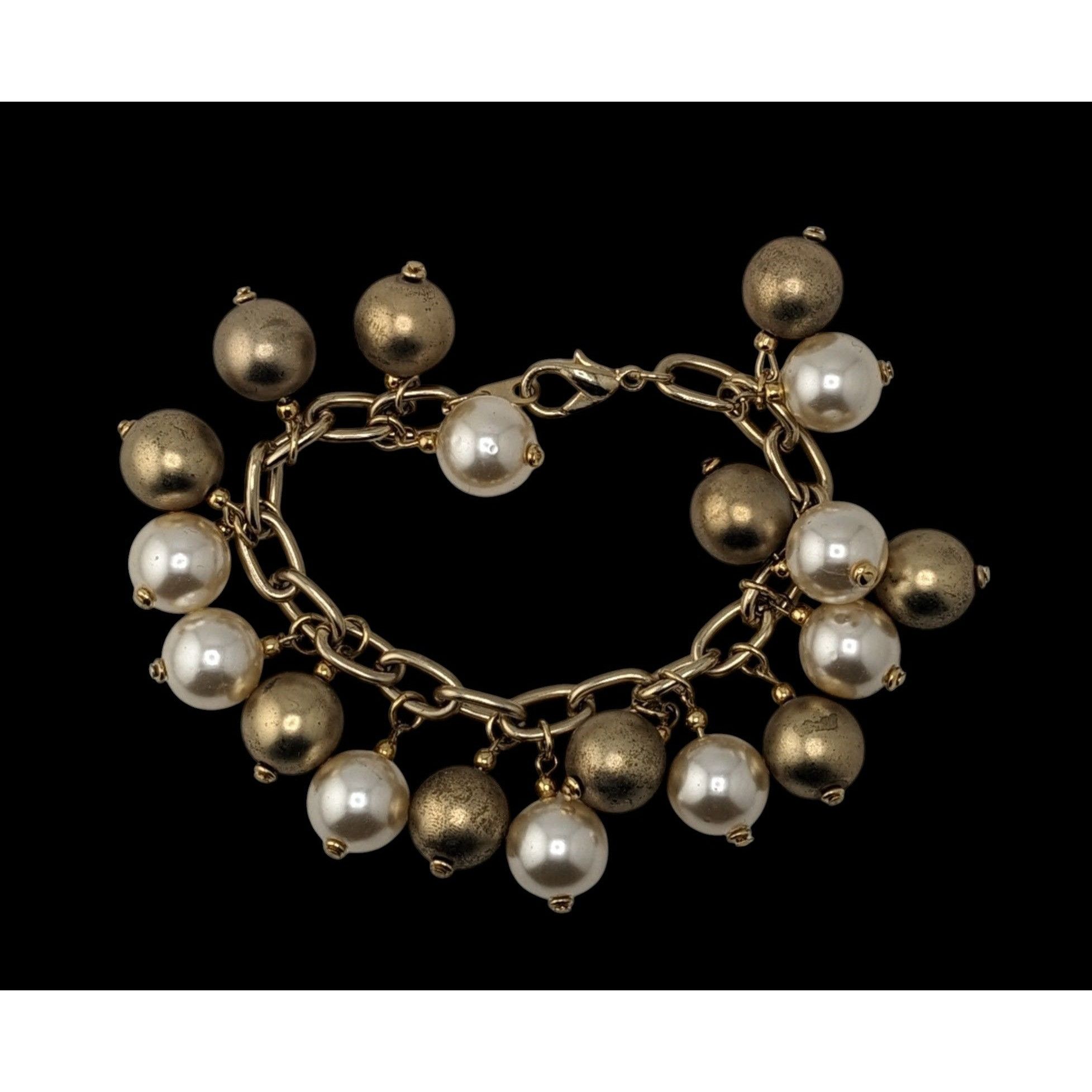 Other Vintage Korea White And Gold-Tone & Faux Pearl Charm Bracele Size ONE SIZE - 1 Thumbnail