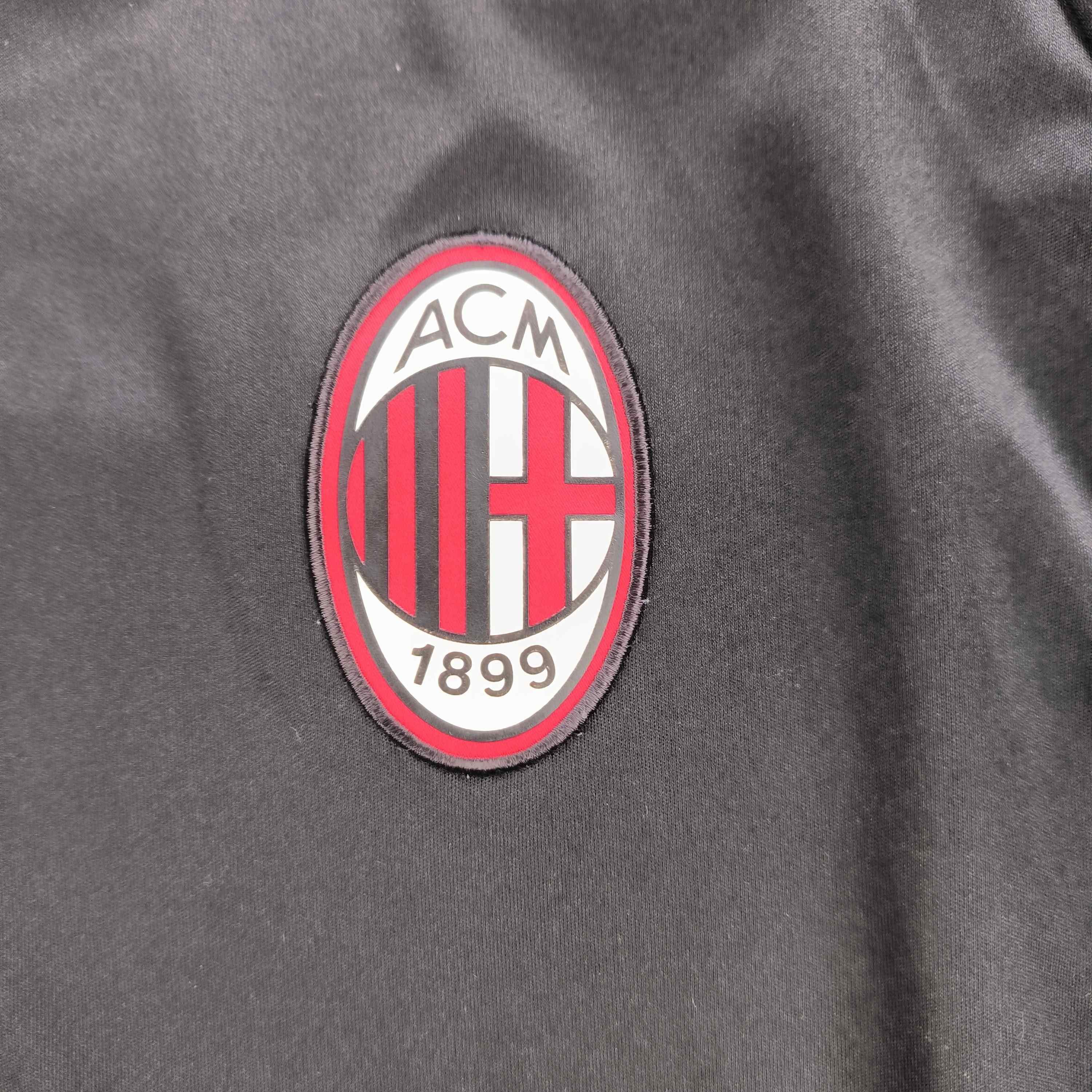 Puma AC Milan 2018-19 Puma training football jersey shirt size L Size US L / EU 52-54 / 3 - 4 Thumbnail