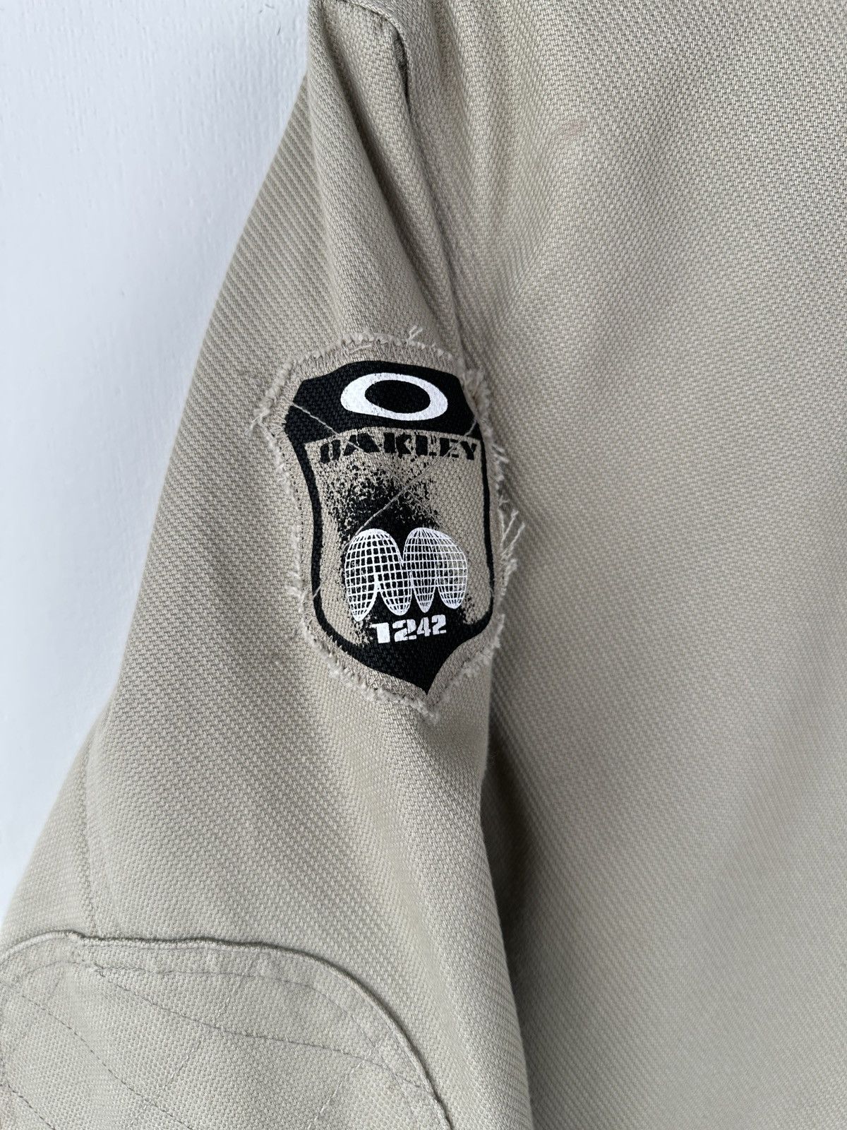 Oakley Vintage Y2K OAKLEY Military Bomber Jacket Beige Men’s size M Size US M / EU 48-50 / 2 - 5 Thumbnail