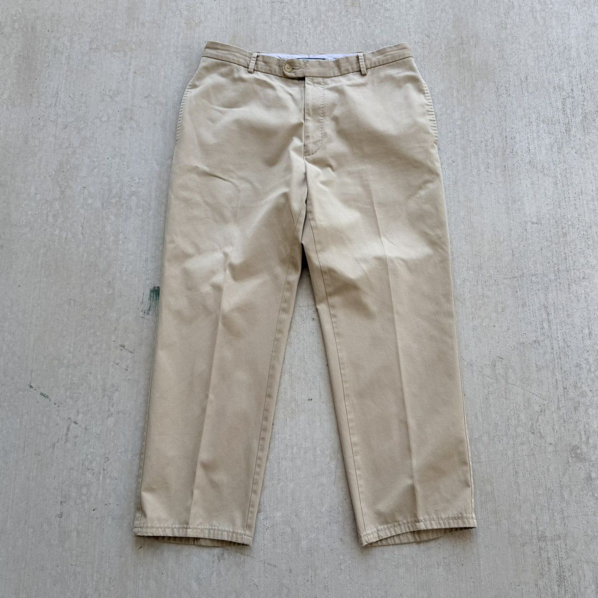 Peter Millar Peter Millar Chino Pants Size 33 Straight Fit Khaki Golf Size US 33 - 1 Thumbnail
