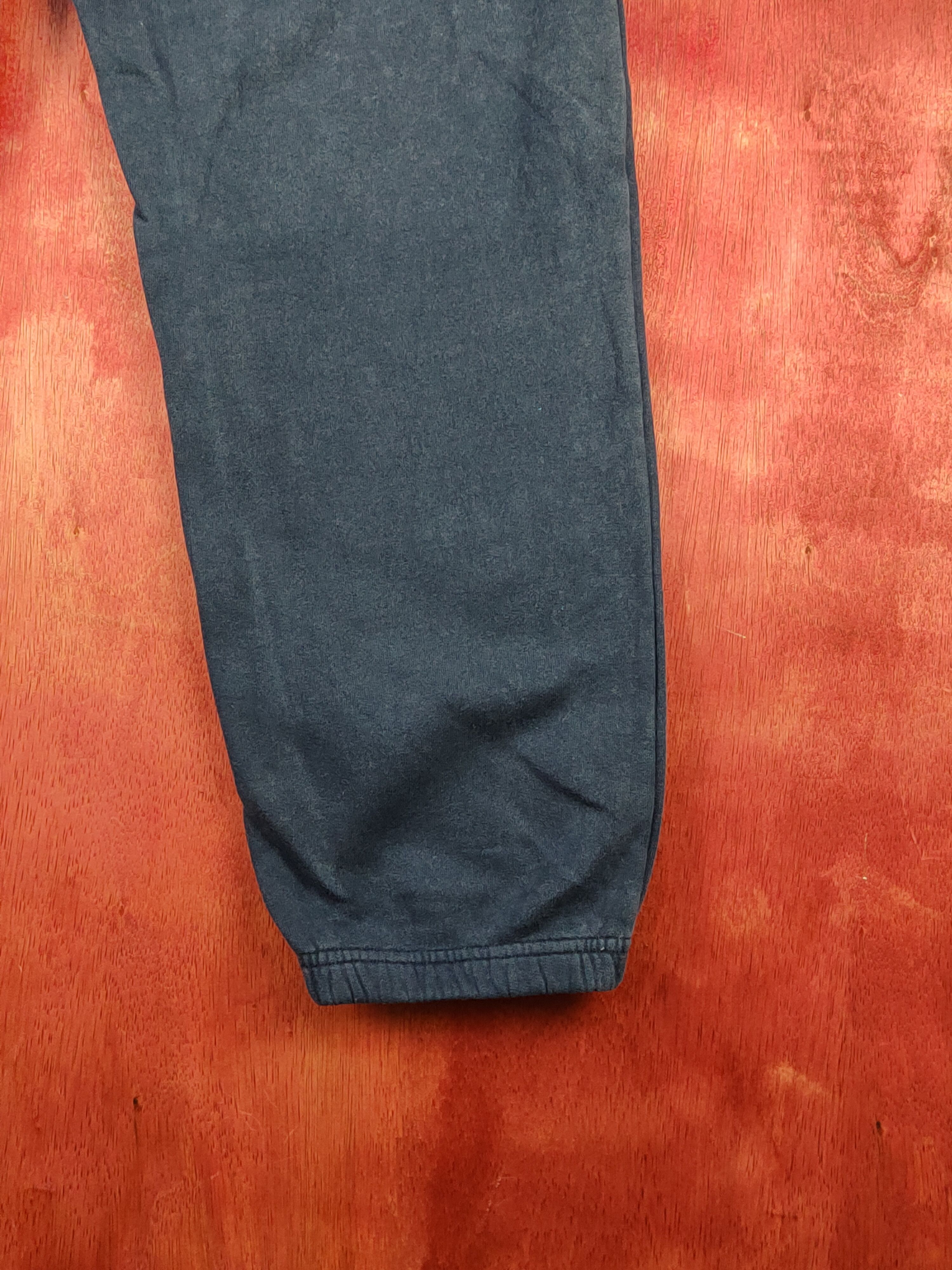 Champion × Japanese Brand Champion vintage Dark Blue jogger Sweatpants #S1492 Size 28" / US 6 / IT 42 - 12 Thumbnail