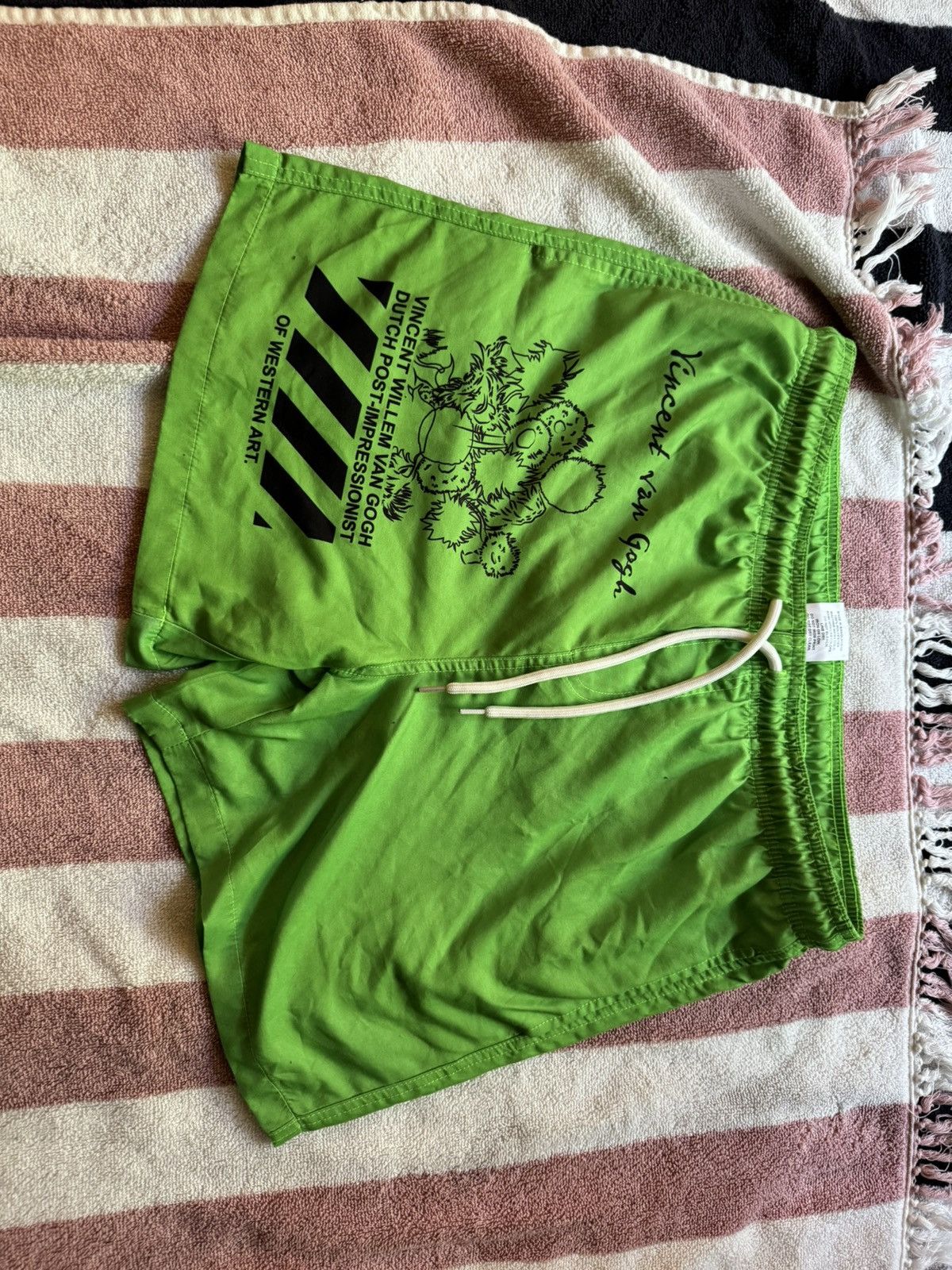Fashion Nova Fashion nova shorts Size US 30 / EU 46 - 1 Thumbnail