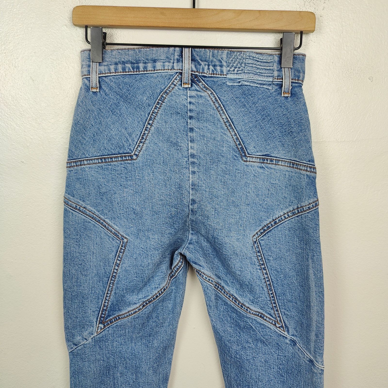 Other Revice Venus Crop Star Jeans Womens 26 Medium Wash Size 26" / US 2 / IT 38 - 1 Thumbnail