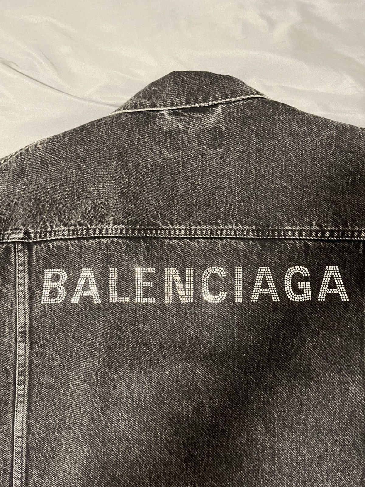 Balenciaga Balenciaga Grey Rhinestone Logo Denim Jacket Size US L / EU 52-54 / 3 - 4 Thumbnail