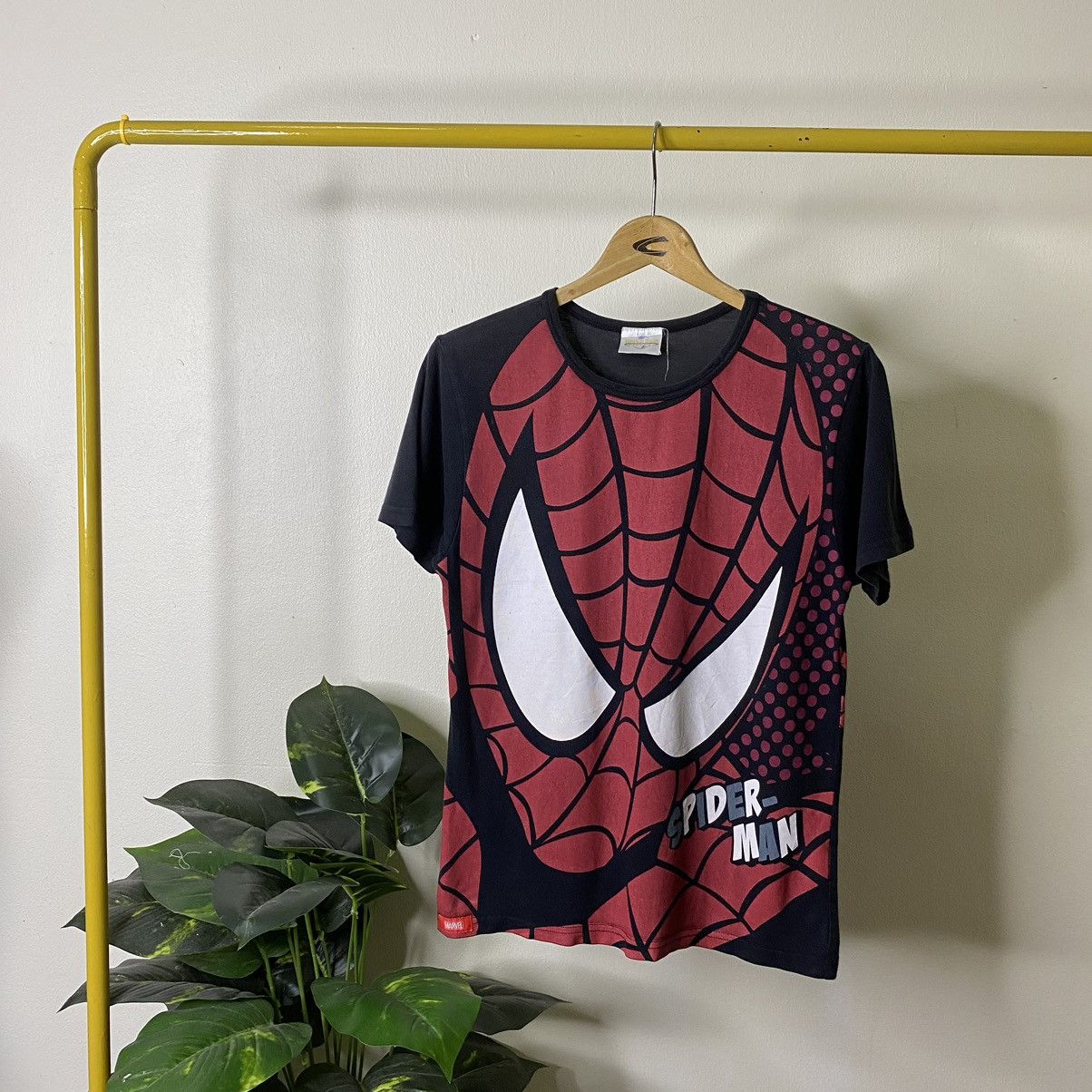 Marvel Comics × Vintage Vintage Y2K Universal Studio Japan x Spiderman Overprint Tee Size US S / EU 44-46 / 1 - 1 Thumbnail