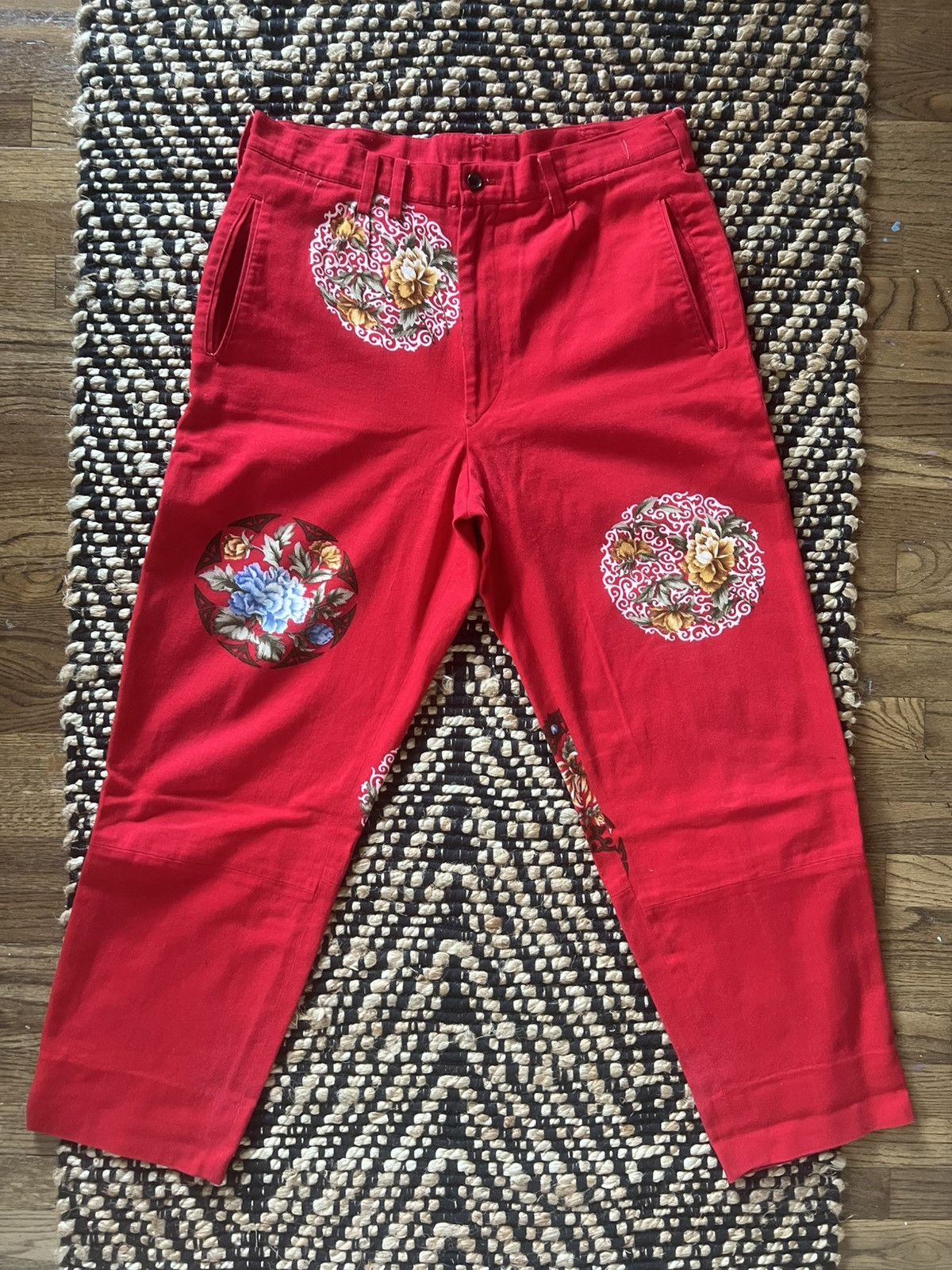 Yohji Yamamoto Yohji Yamamoto Pour Homme SS96 Red Medallion Pleated Pants Size US 32 / EU 48 - 1 Thumbnail