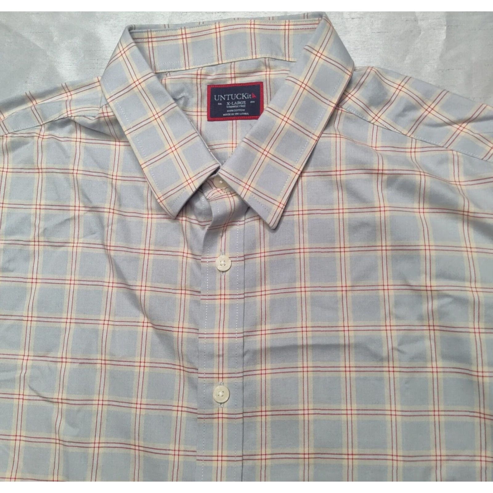 UNTUCKit UNTUCKit RIDEGEVIEW-WF REGULAR FIT Men XL Gray Red windowpane Plaid Button-Up Shirt Size US XL / EU 56 / 4 - 3 Thumbnail