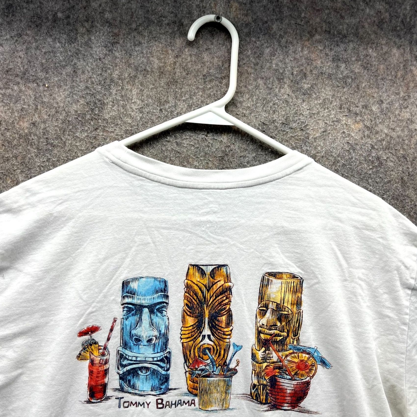 Tommy Bahama VINTAGE Tommy Bahama Shirt Men XL White Crewneck Hawaiian Tiki Colada Cotton Tee Size US XXL / EU 58 / 5 - 3 Thumbnail