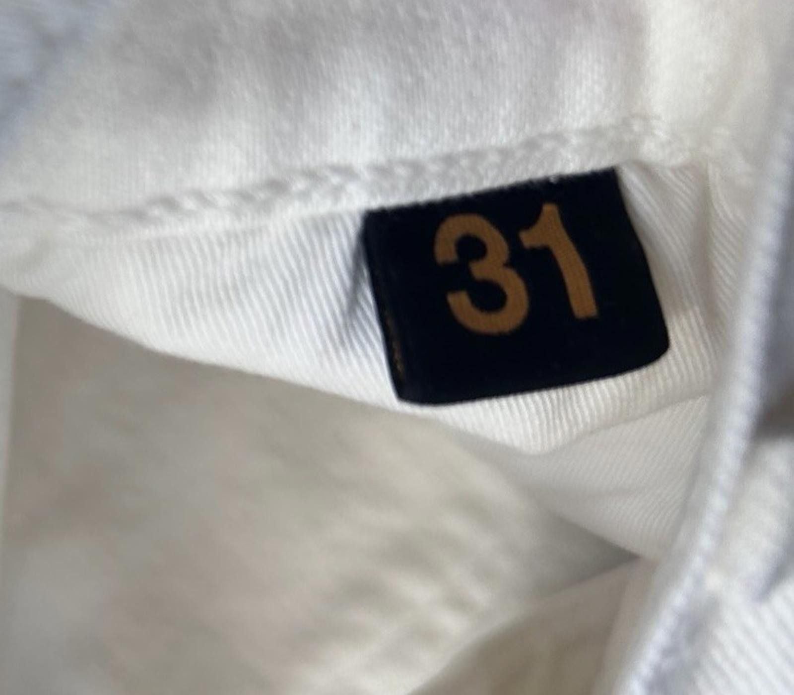 C.O.F. Studio C.O.F. Studio M7 White Jeans W31 Candiani Denim Italy NWT Size US 31 - 3 Thumbnail