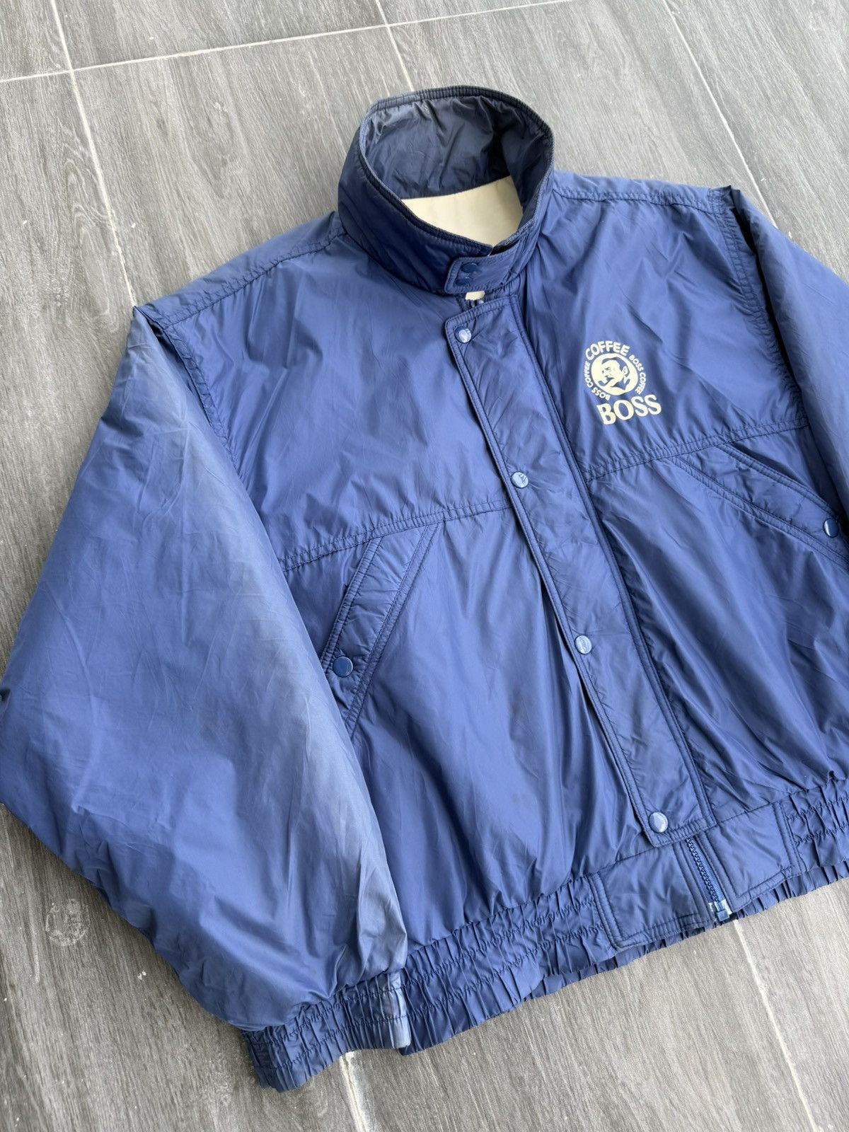Japanese Brand Vintage 90’s SUNTORY COFFEE BOSS Puffer Bomber Jacket Size US L / EU 52-54 / 3 - 5 Thumbnail