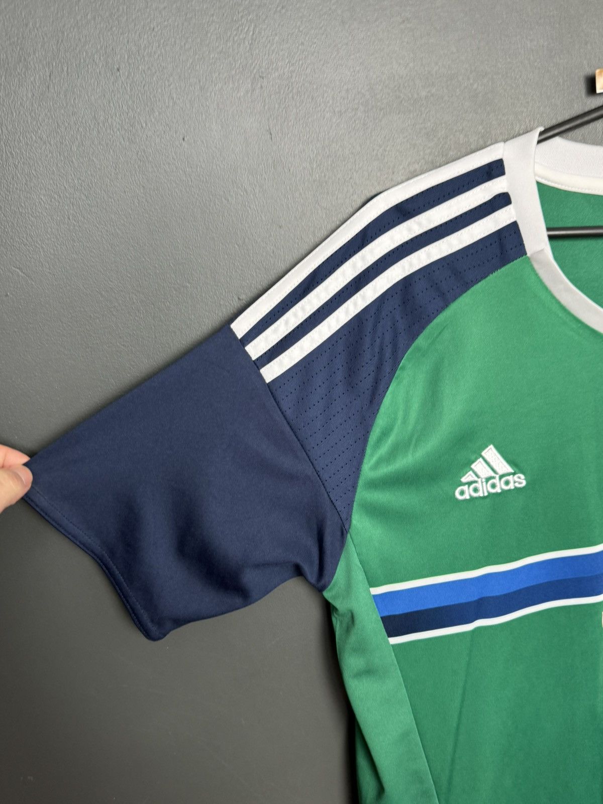Adidas Northern Ireland 15/16 Home McNair Football Jersey Size US S / EU 44-46 / 1 - 5 Thumbnail