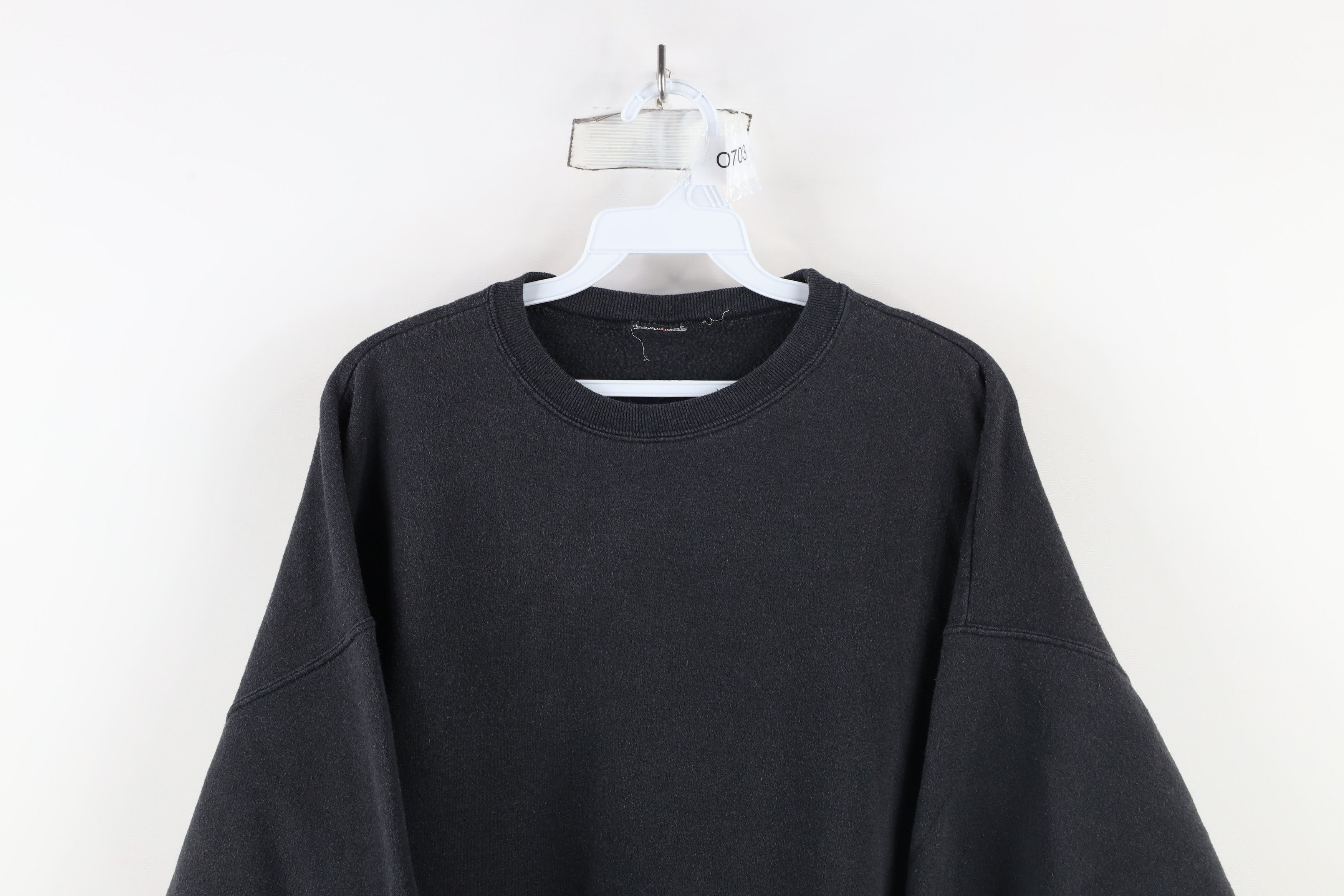 Vintage Vintage 90s Streetwear Faded Blank Crewneck Sweatshirt Black Size US XL / EU 56 / 4 - 2 Thumbnail