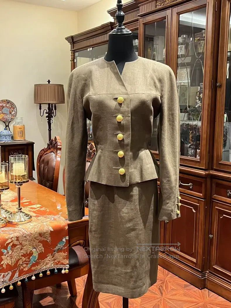 Valentino Valentino A blockbuster collection of show linen sets Size S / US 4 / IT 40 - 1 Thumbnail
