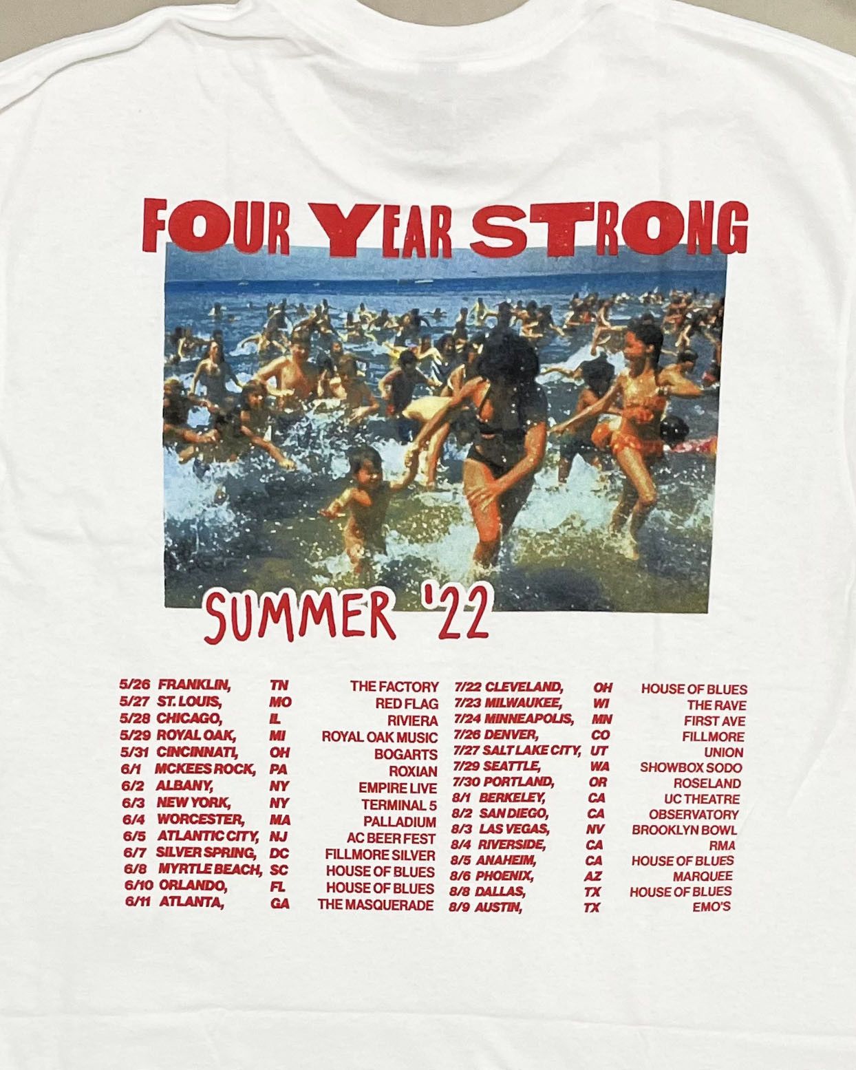Band Tees Four Year Strong Summer ‘22 Tshirt Size US L / EU 52-54 / 3 - 4 Thumbnail