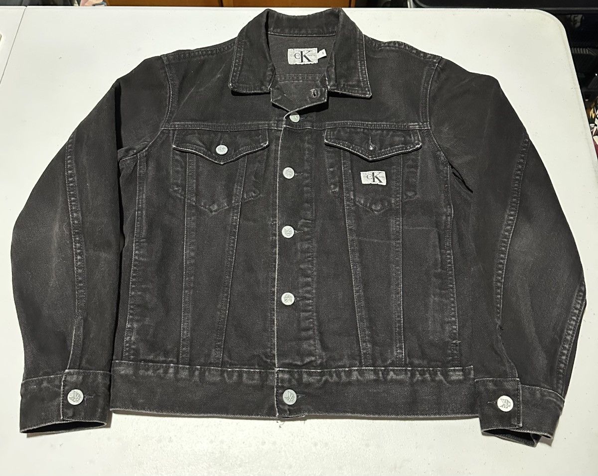 Calvin Klein Vintage Calvin Klein, jeans black denim trucker jacket Size US S / EU 44-46 / 1 - 1 Thumbnail