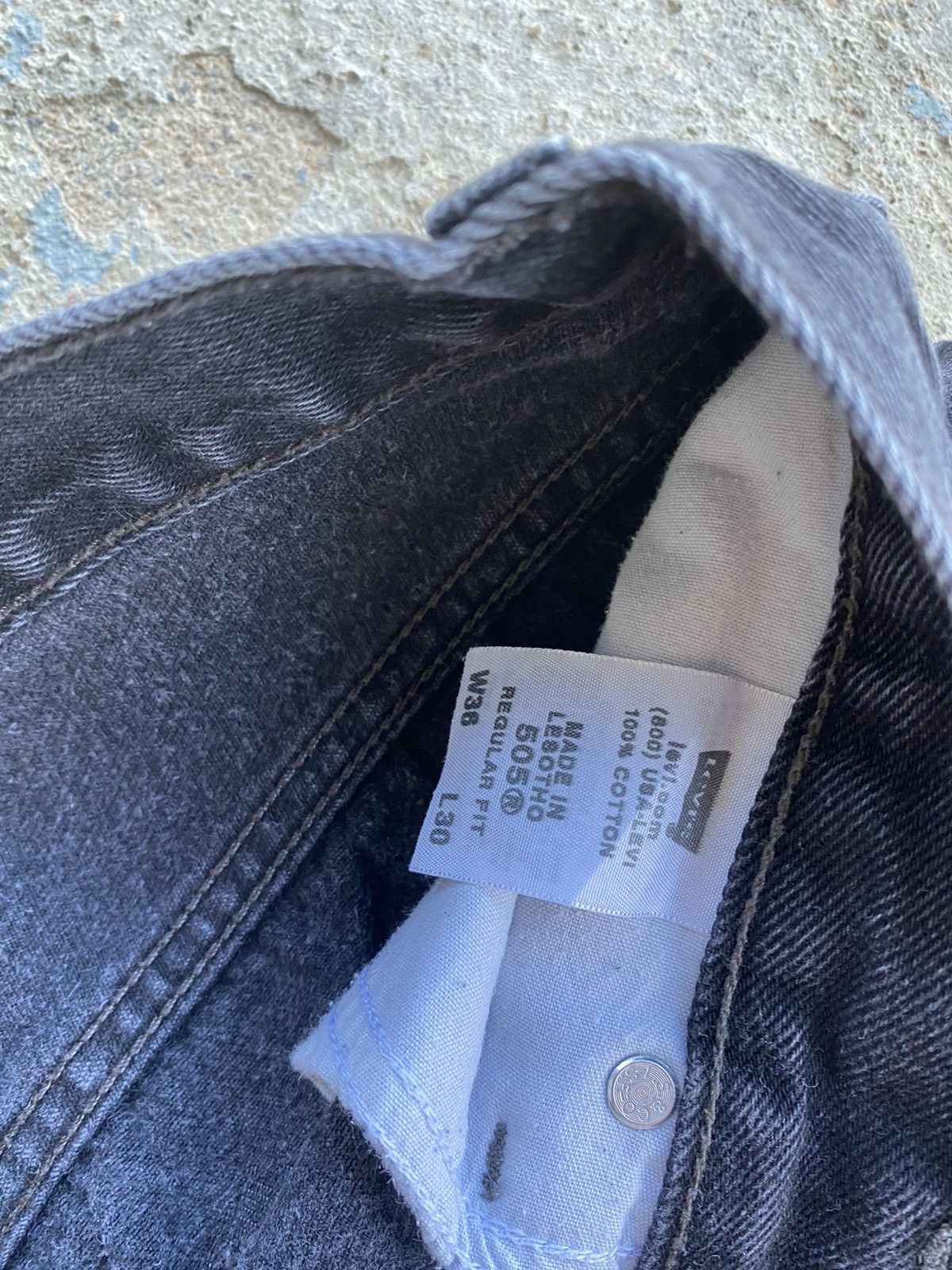 Levi's × Vintage VINTAGE Y2K LEVIS 505 BLACK DENIM REGULAR FIT JEANS Size US 34 / EU 50 - 7 Thumbnail