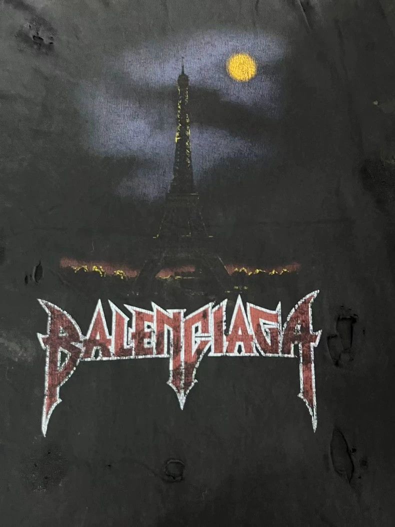 Balenciaga Balenciaga Logo Print Distressed Round Neck Short Sleeve T Size US L / EU 52-54 / 3 - 3 Thumbnail