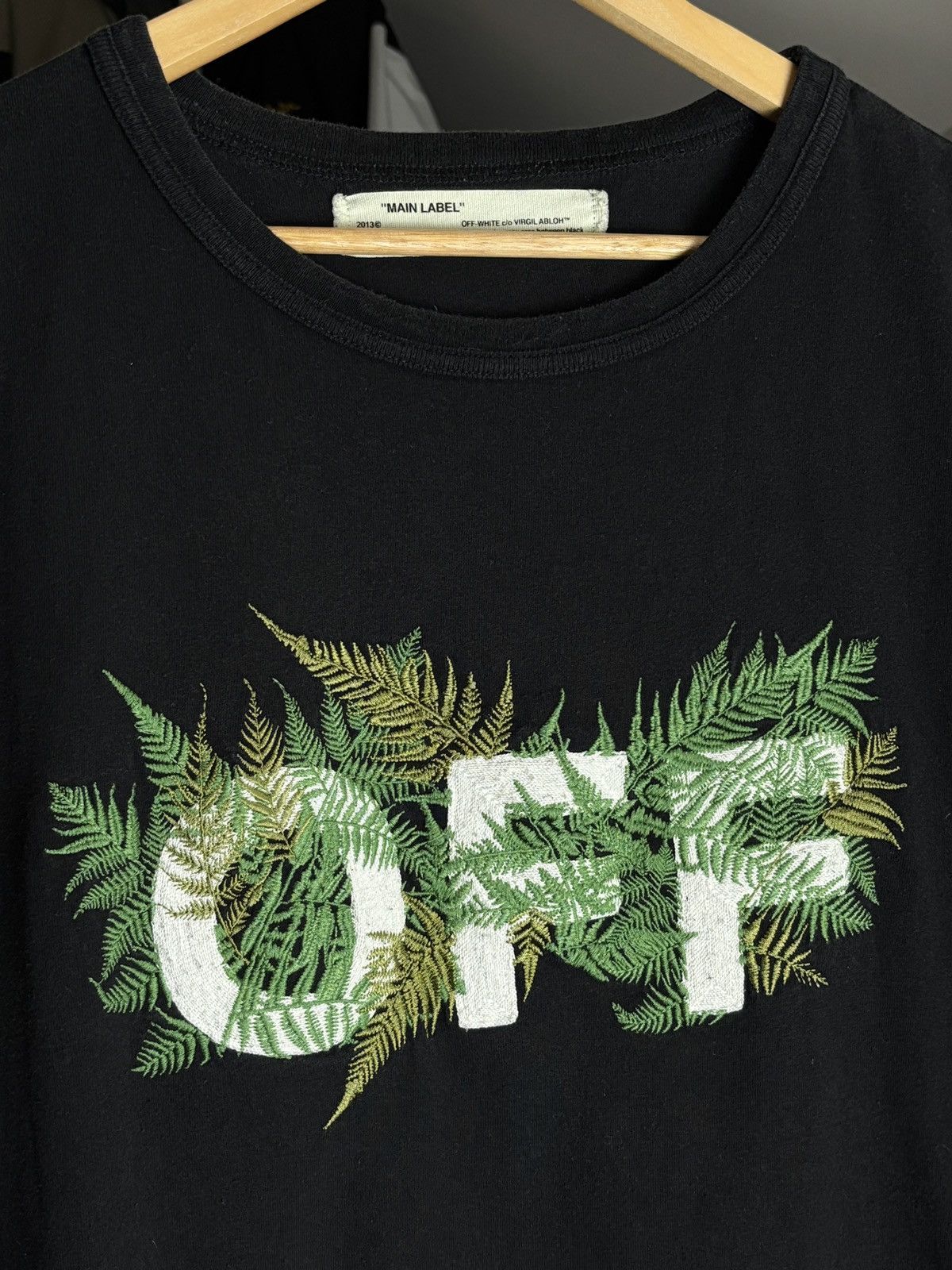 Off-White Off-White Embroidered Fern Vintage Designer Rare T-Shirt Size US L / EU 52-54 / 3 - 3 Thumbnail