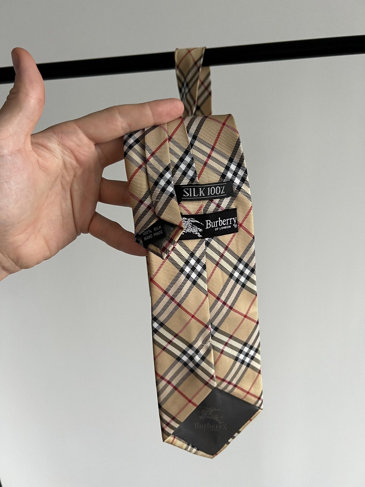 Burberry Vintage Burberry London Men Tie Silk Classic Beige Authentic Size ONE SIZE - 5 Thumbnail