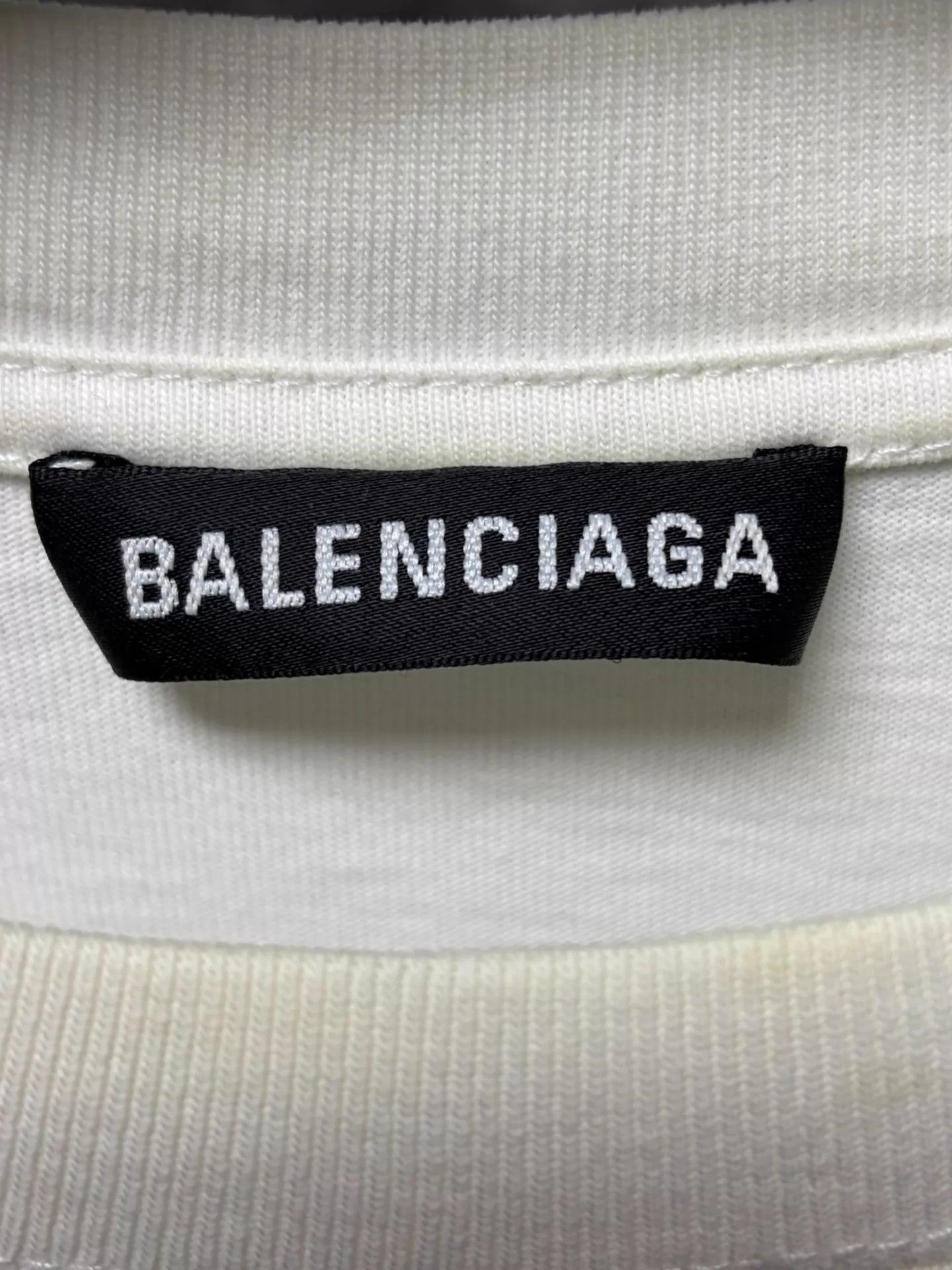 Balenciaga Balenciaga White Short-Sleeve T-shirt M Size US M / EU 48-50 / 2 - 3 Thumbnail