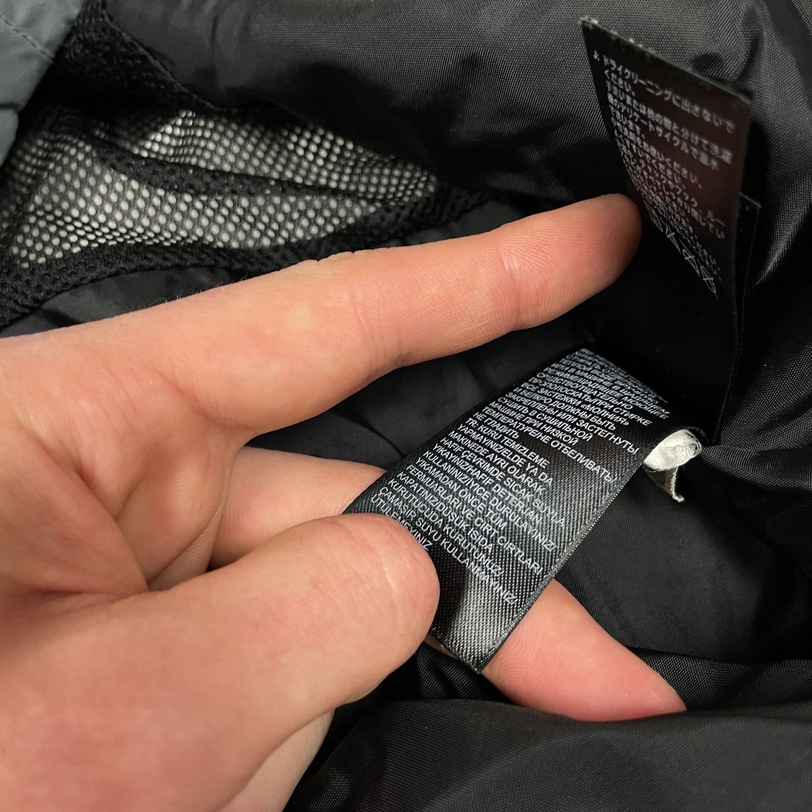 The North Face × Vintage The North Face Hyvent Mens Gray Hooded Full Zip Jacket Small Size US S / EU 44-46 / 1 - 16 Thumbnail