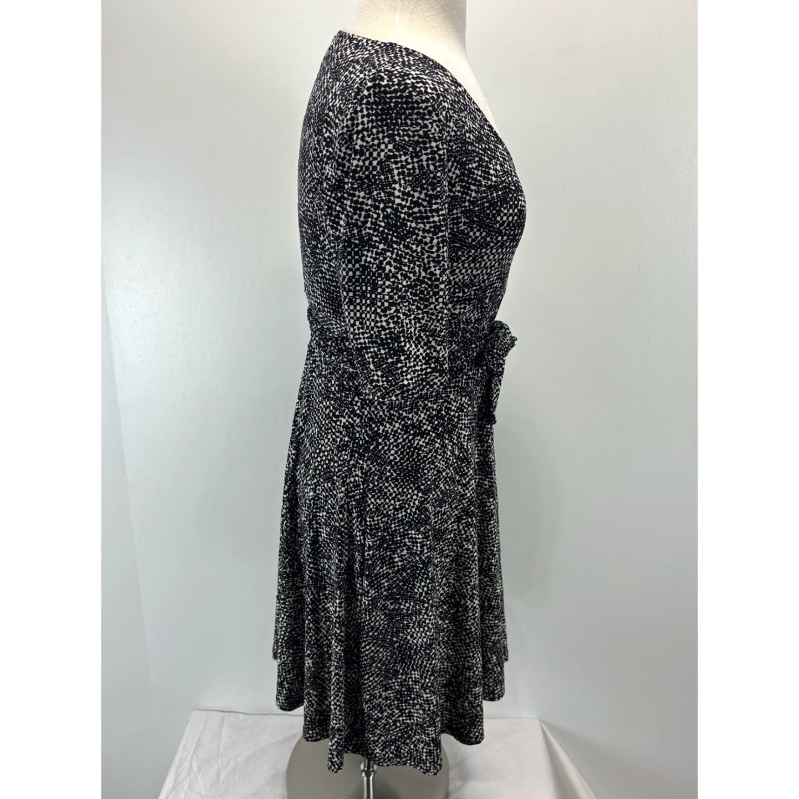 Ralph Lauren Lauren Ralph Lauren Wrap Dress Sz 2 Women’s Black White Stretch Comfort Career Size XS / US 0-2 / IT 36-38 - 4 Thumbnail