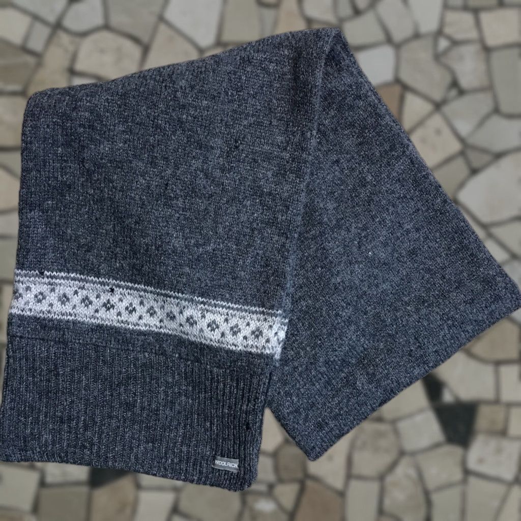 Vintage Woolrich Scarf Shetland Wool Gray Women Wool Rich Scarf Bohemian Classic Preppy American Size ONE SIZE - 1 Thumbnail