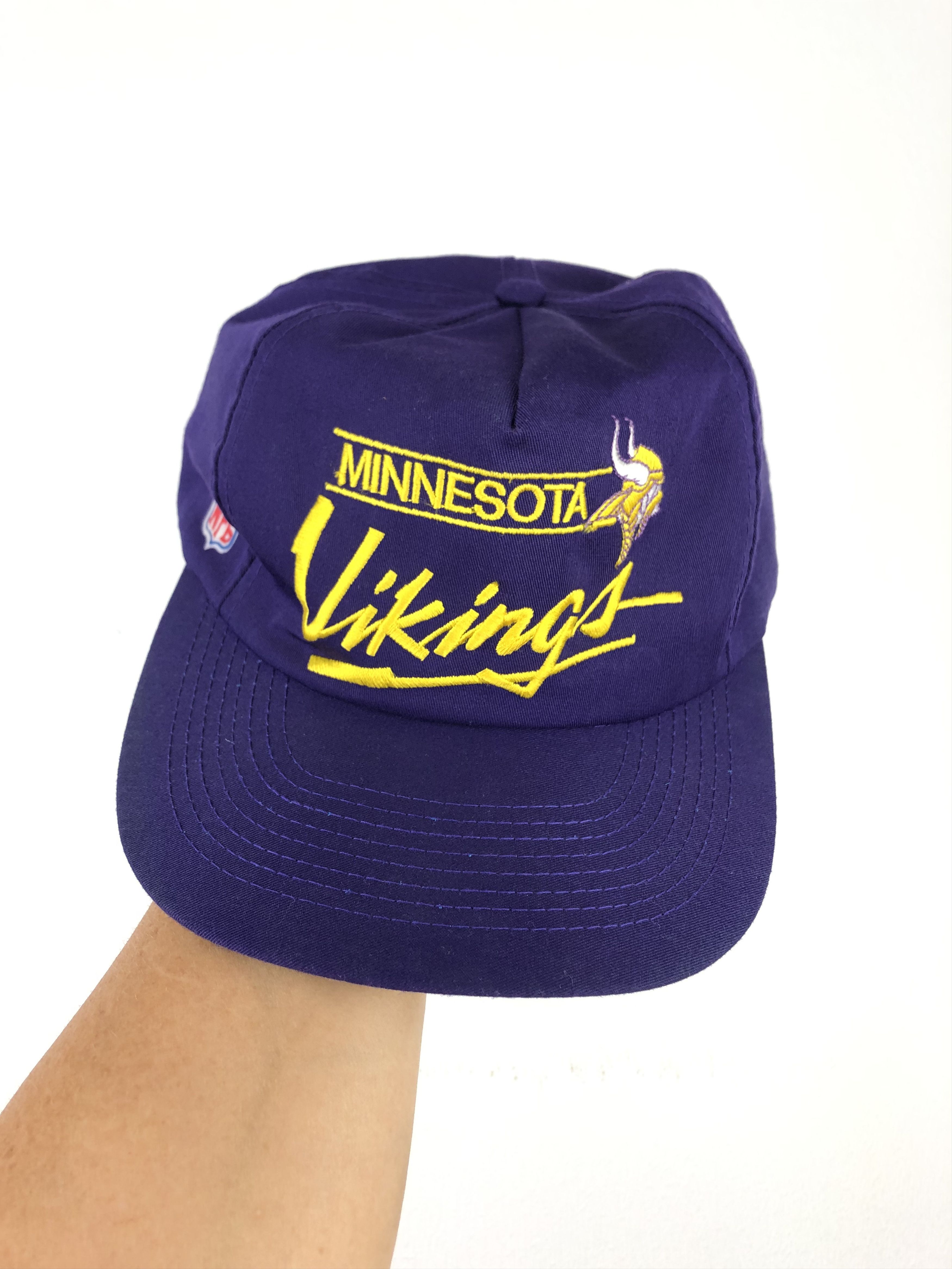 Vintage Vintage Minnesota Vikings Cap Snapback Logo Football Size ONE SIZE - 1 Thumbnail