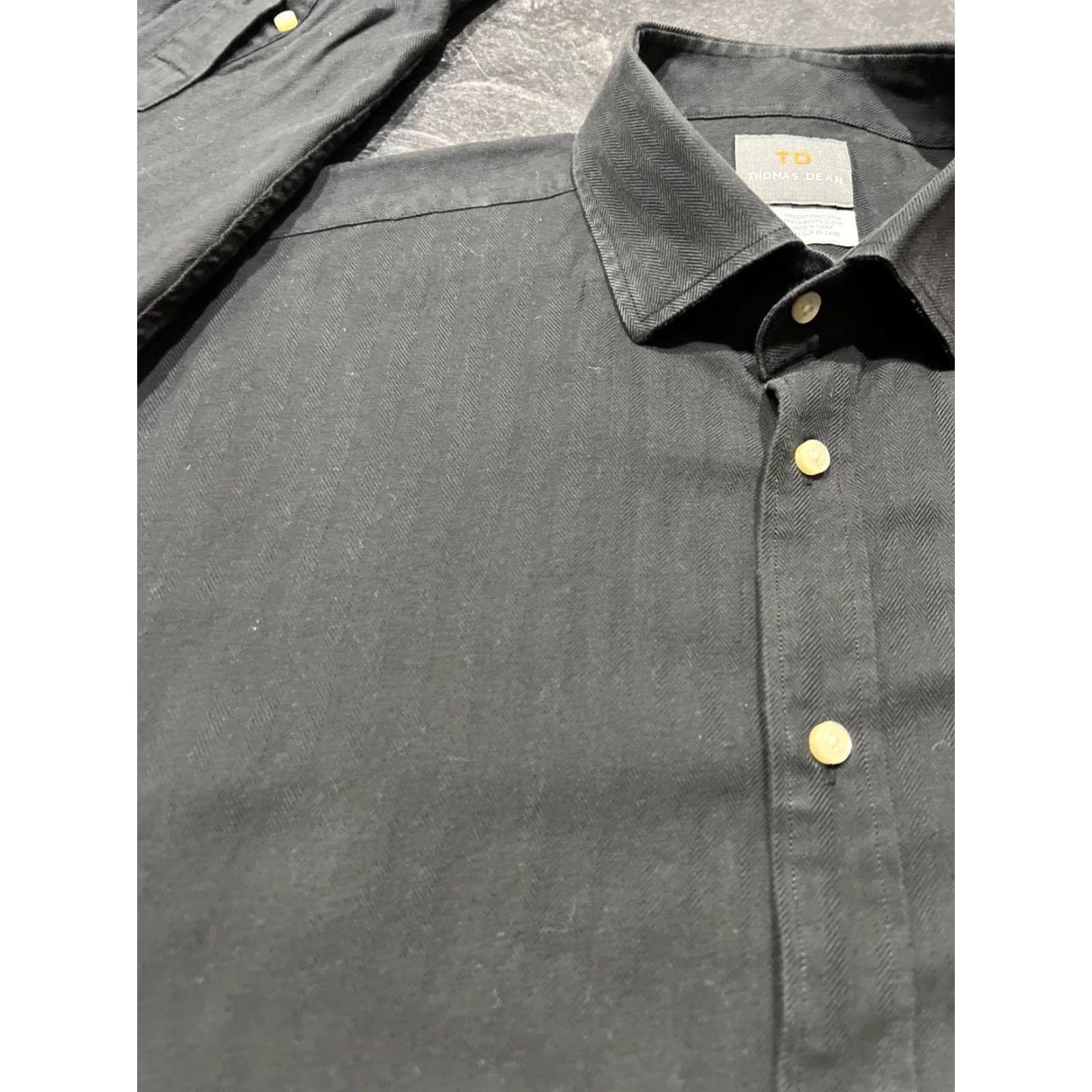 Vintage Thomas Dean Mens Button Front Long Sleeve Cotton Black Herringbone Shirt XL Size US XL / EU 56 / 4 - 4 Thumbnail