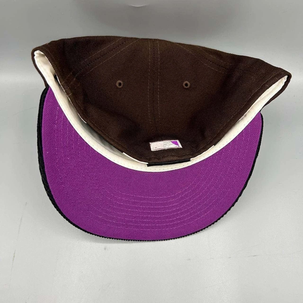New Era Toronto Blue Jays Hat Men 7 3/8 Brown Black MLB Fitted Cap Size ONE SIZE - 3 Thumbnail
