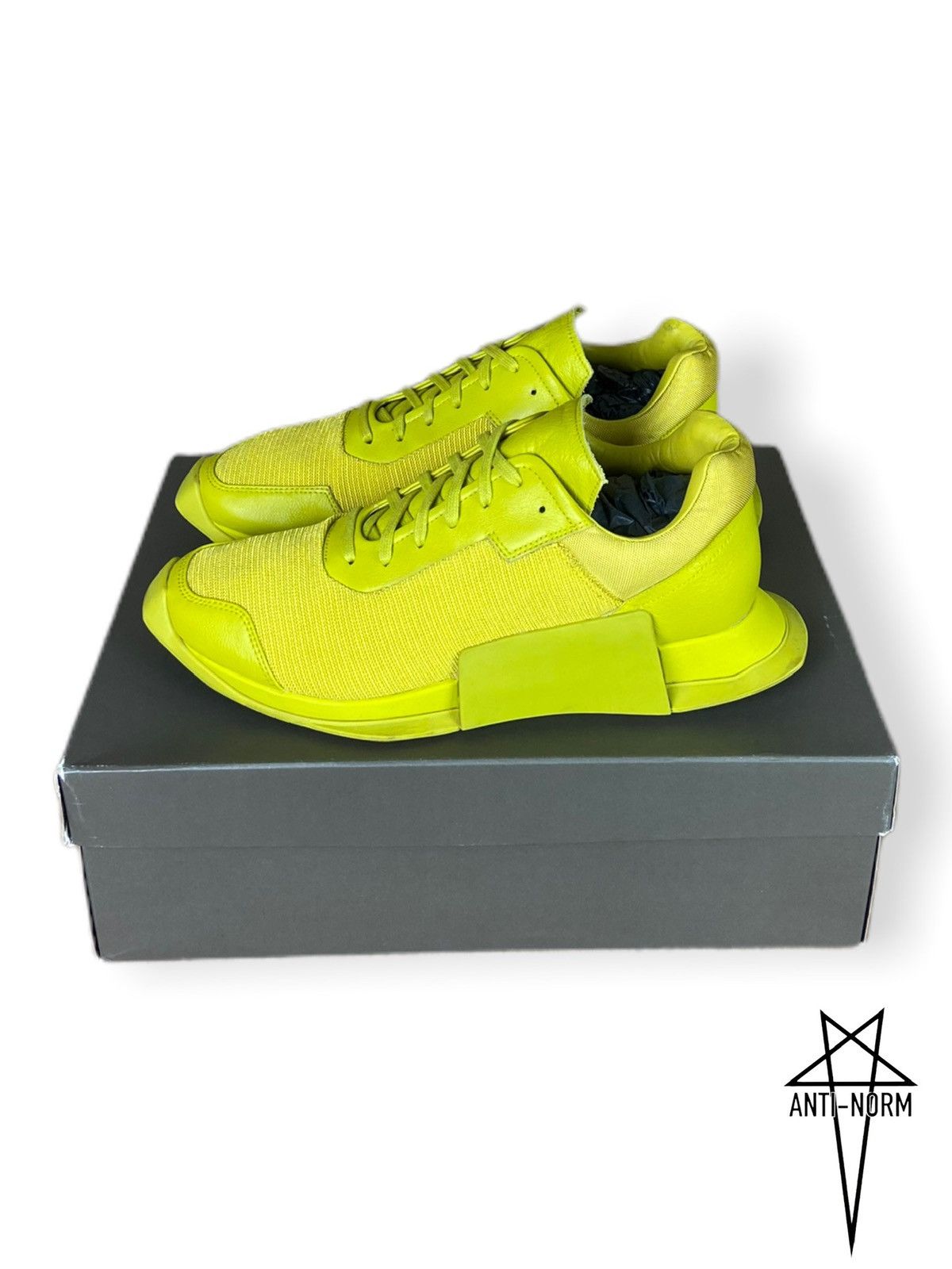 Adidas × Rick Owens Rick Owens x Adidas Level Runner Low II Size US 10 / EU 43 - 1 Thumbnail