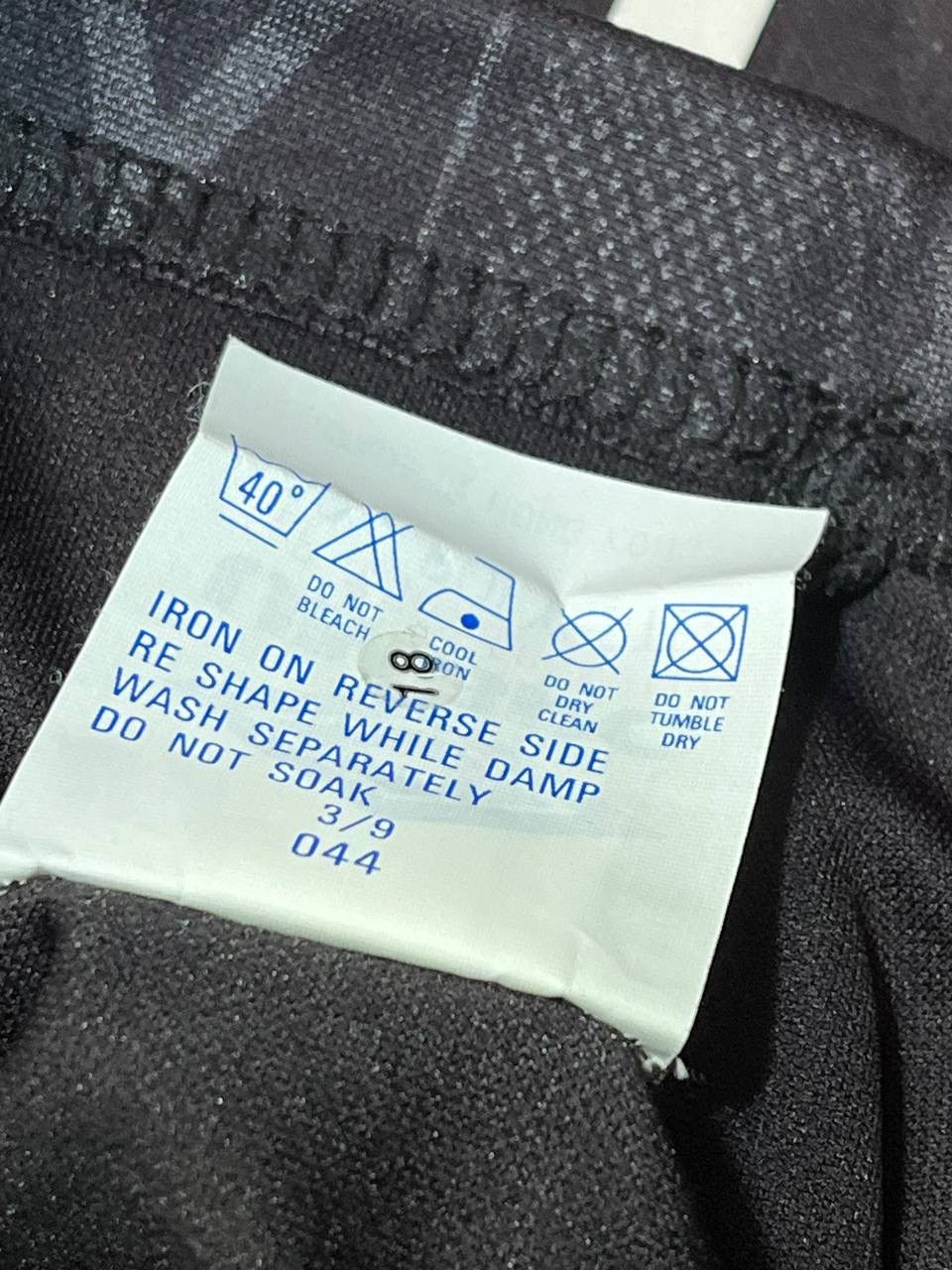Umbro SSV Ulm 1846 Umbro training jersey Size US XL / EU 56 / 4 - 4 Thumbnail