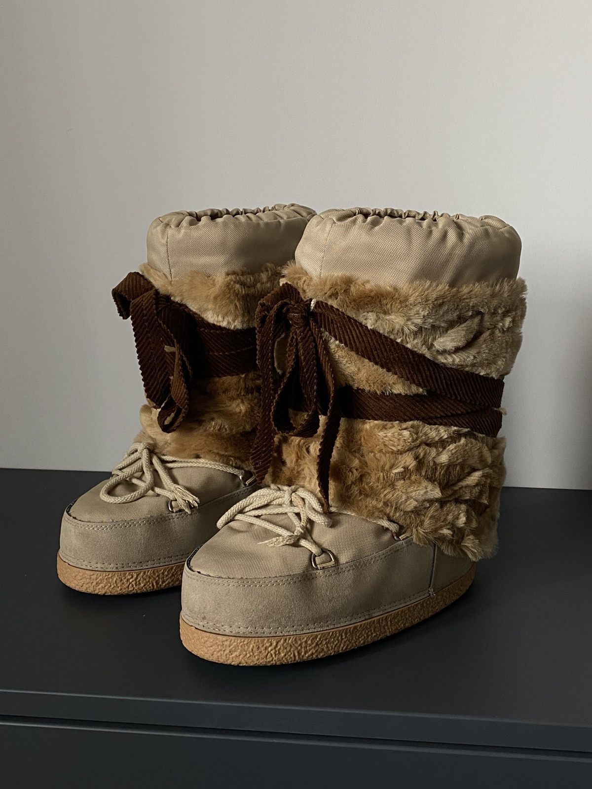 dolce gabbana moon boots