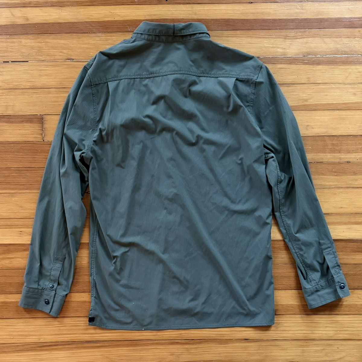 Lululemon Lululemon The Closer Long Sleeve Buttondown Size US M / EU 48-50 / 2 - 3 Thumbnail