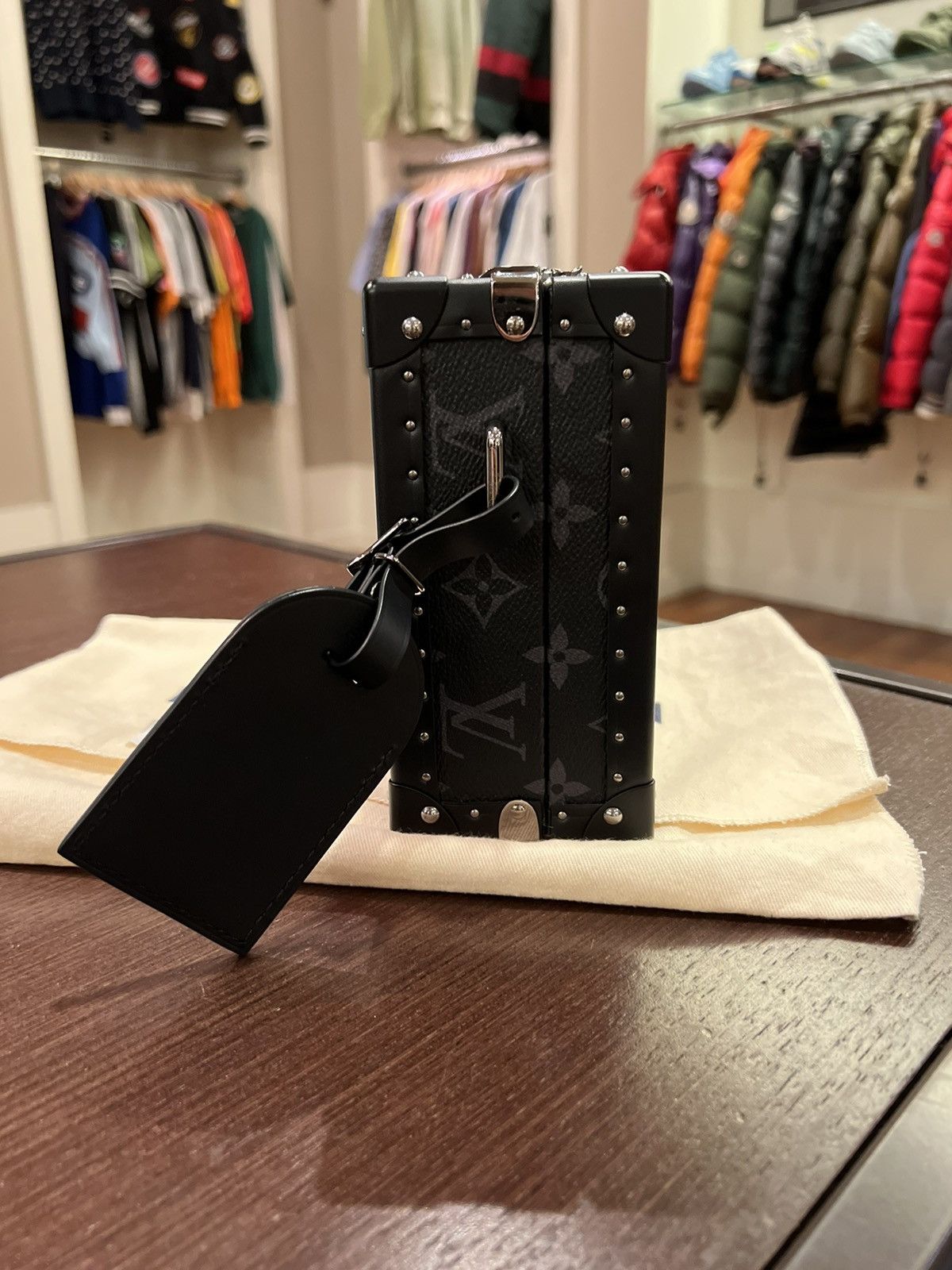 Louis Vuitton Louis Vuitton Clutch Box Monogram Eclipse Side Bag Size ONE SIZE - 4 Thumbnail