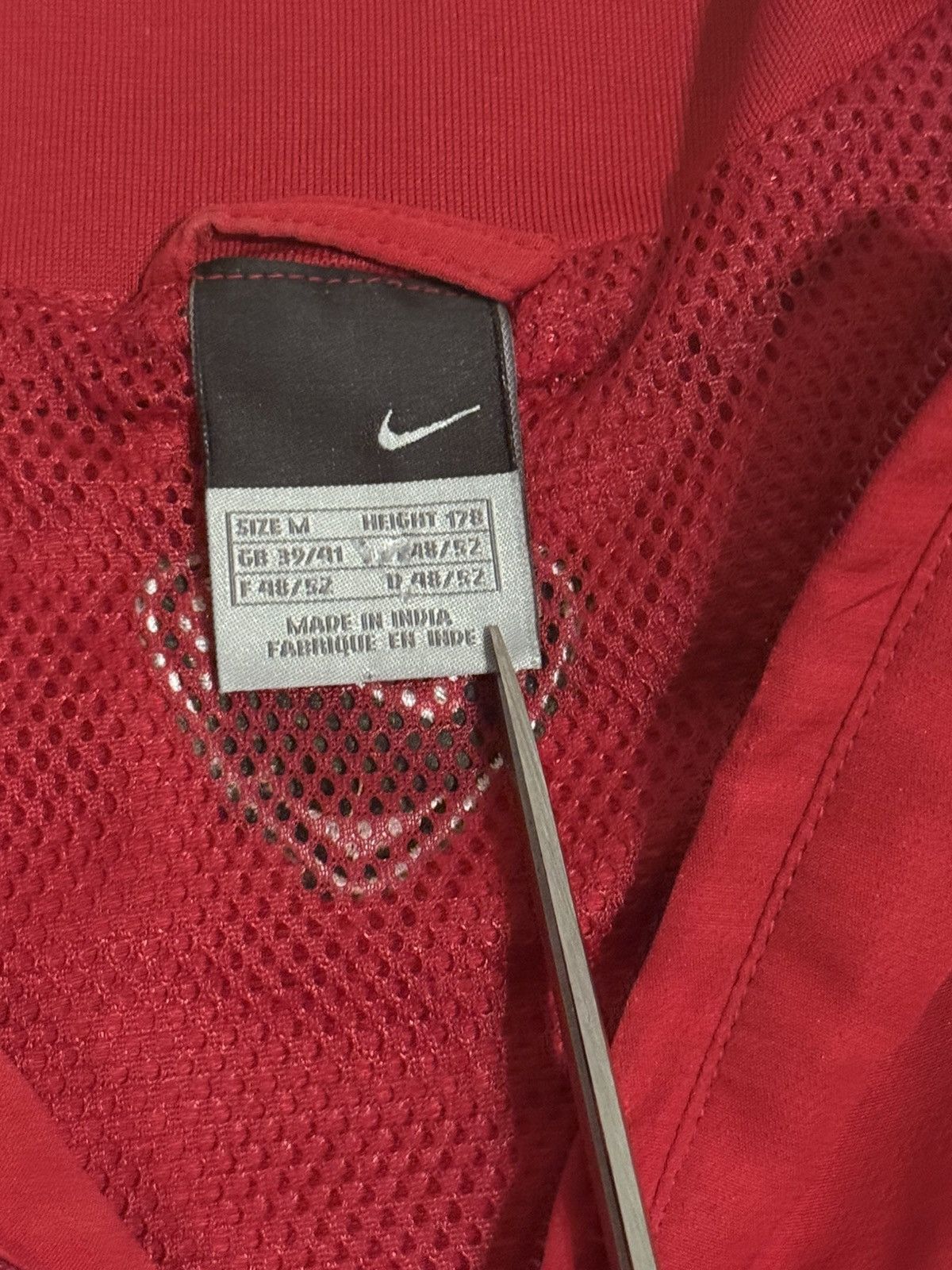 Nike Manchester United 2004/05 Track Jacket Size M Size US M / EU 48-50 / 2 - 4 Thumbnail