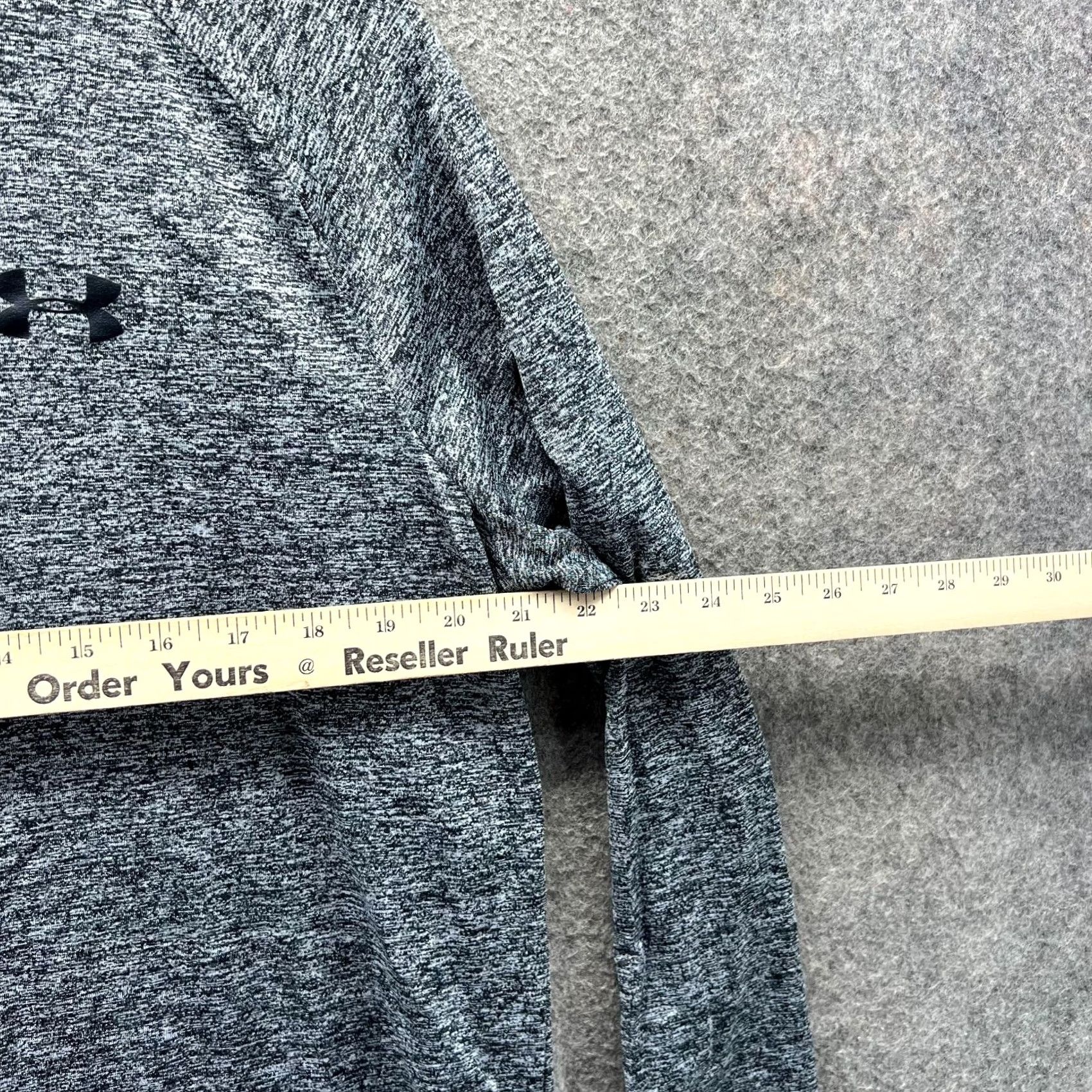 Under Armour VINTAGE Under Armour Sweatshirt Mens Large Heather Gray 1/4 Zip Long Sleeve Athletic Sweatshirt Pullover 1/4 Zip Logo Gray Mens L Size US L / EU 52-54 / 3 - 3 Thumbnail