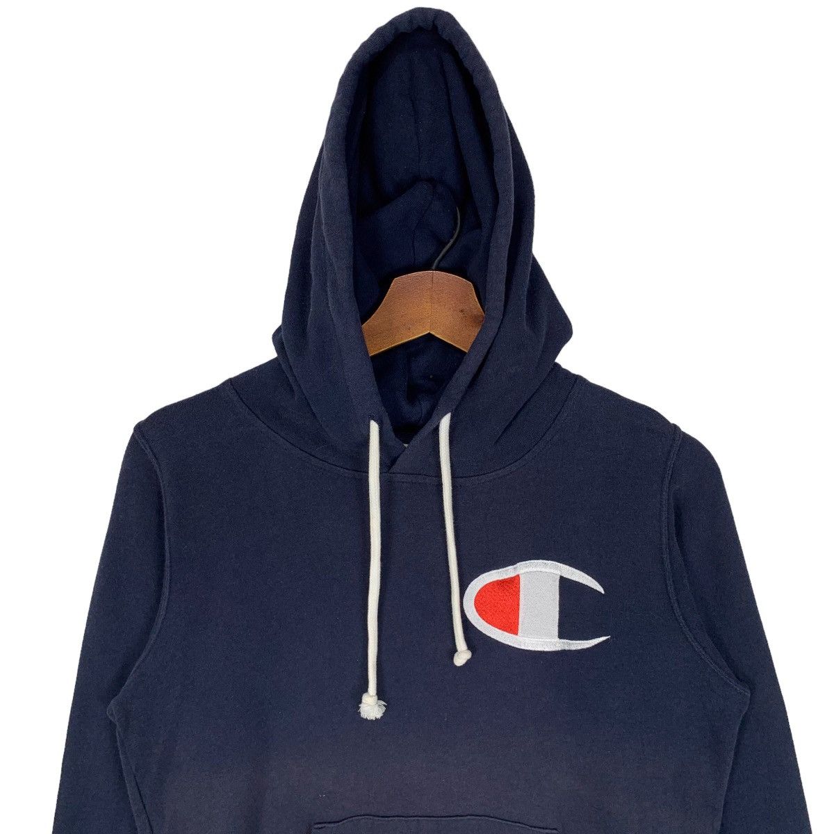 Champion sweater big logo marketing best sale