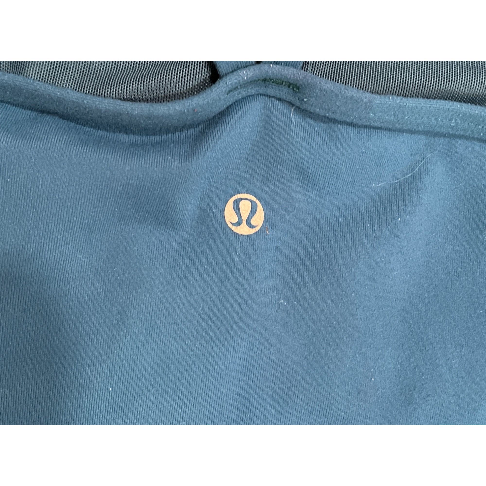 Lululemon Lululemon Blue Strappy Racerback Tank Top Womens Size S Yoga Size L / US 10 / IT 46 - 6 Thumbnail